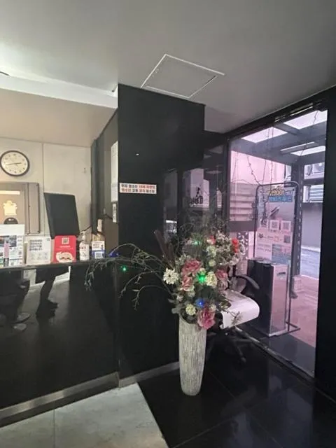 Lobby or reception in Hongdae Sinchon Touch Motel