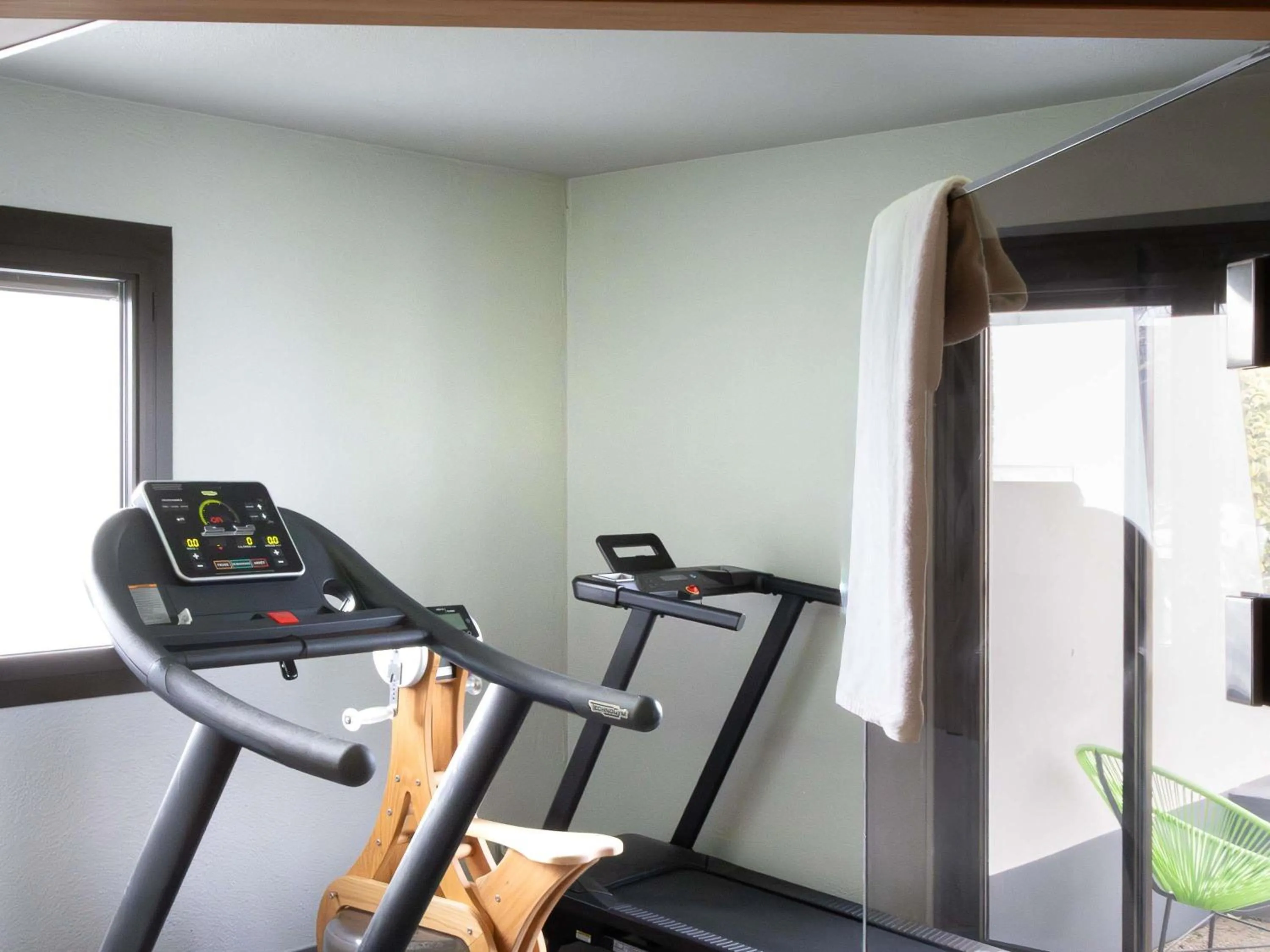 Fitness centre/facilities in Ibis Styles Toulouse Labège