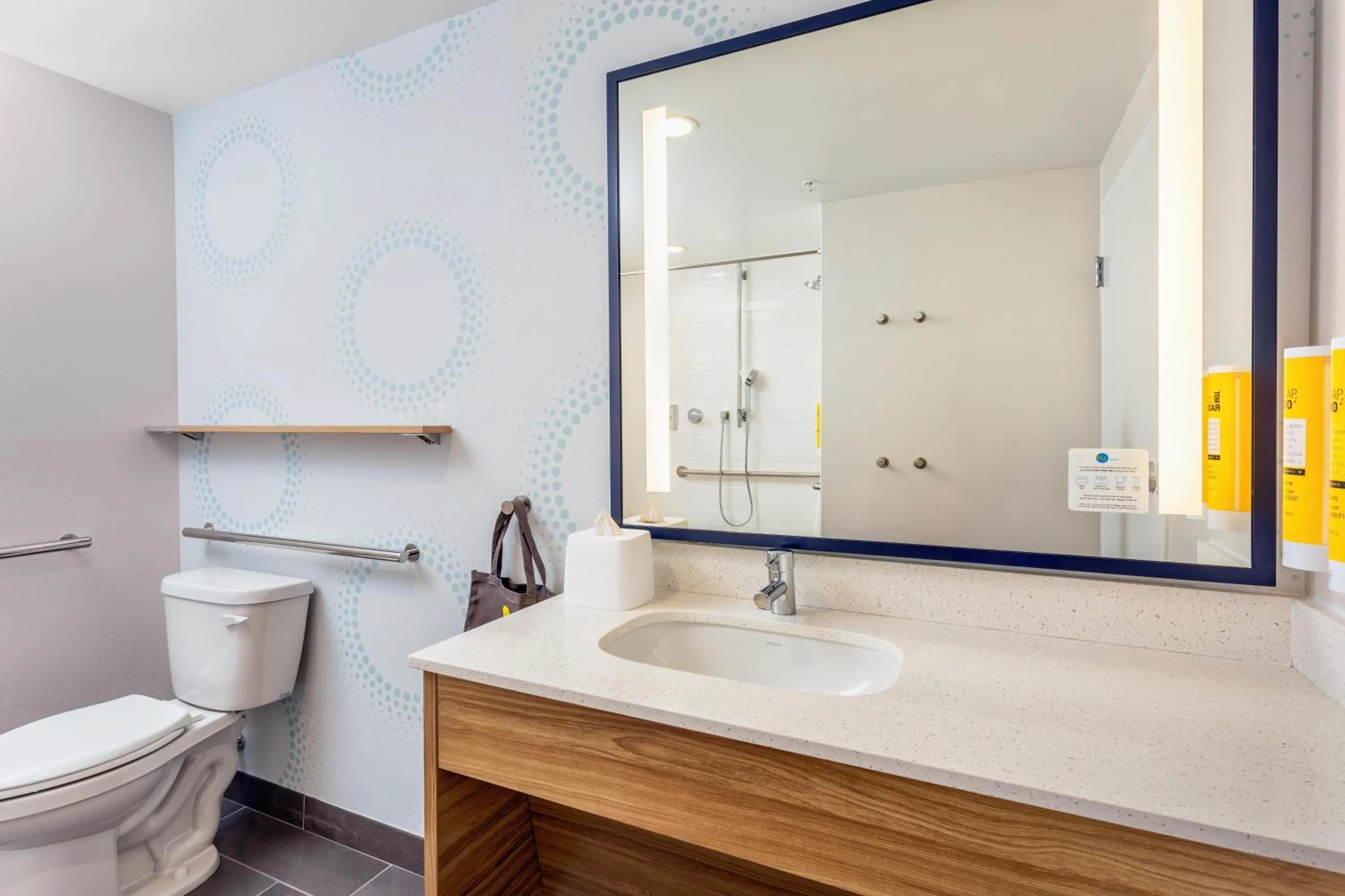 Bathroom in Tru By Hilton St. Augustine I-95