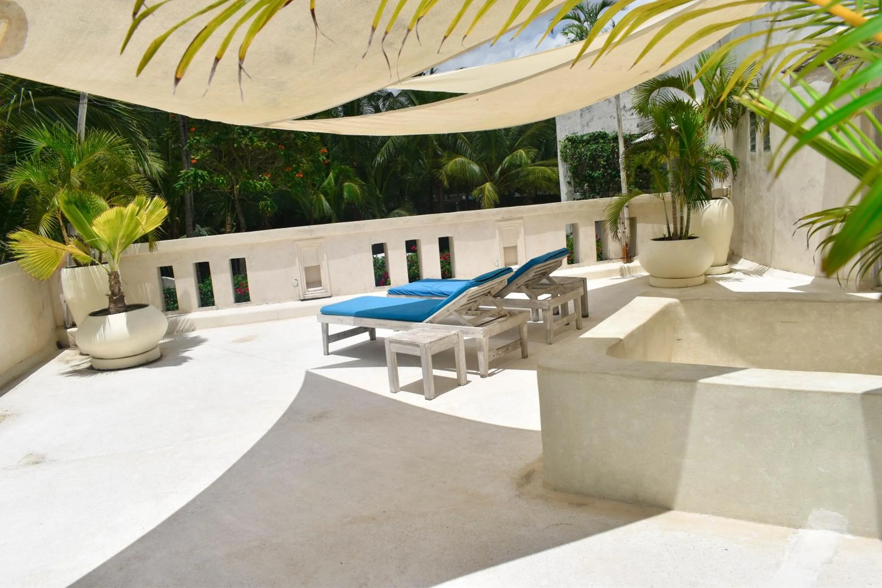 The Villa Luxury Suites Hotel