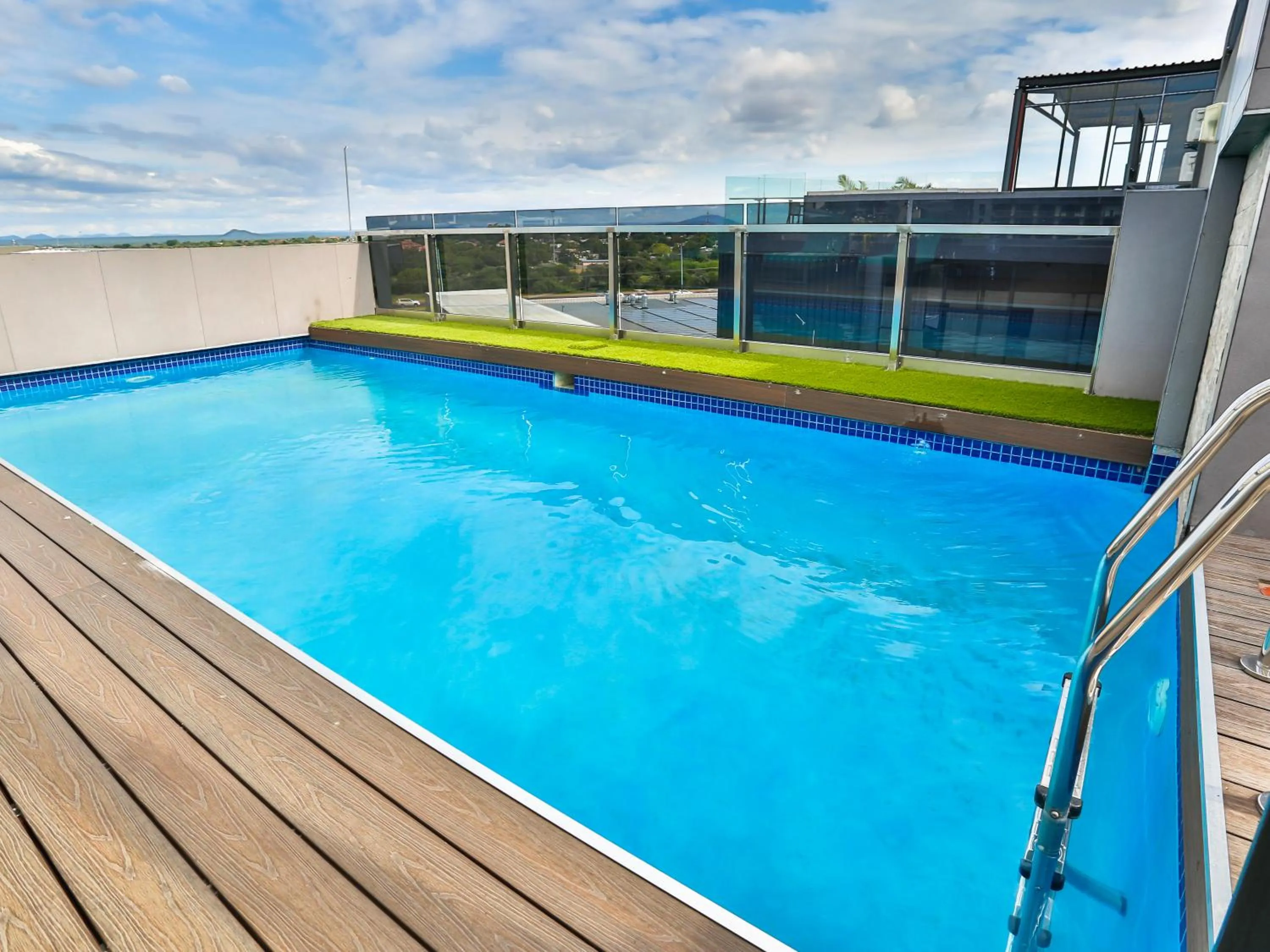 38 on Boulders Hotel