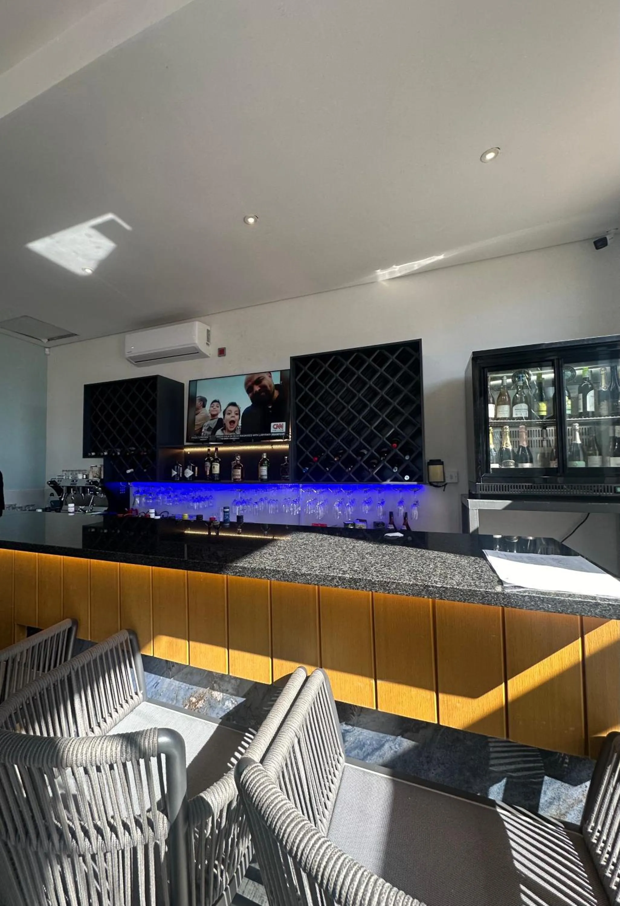 Lounge or bar in 38 on Boulders Hotel