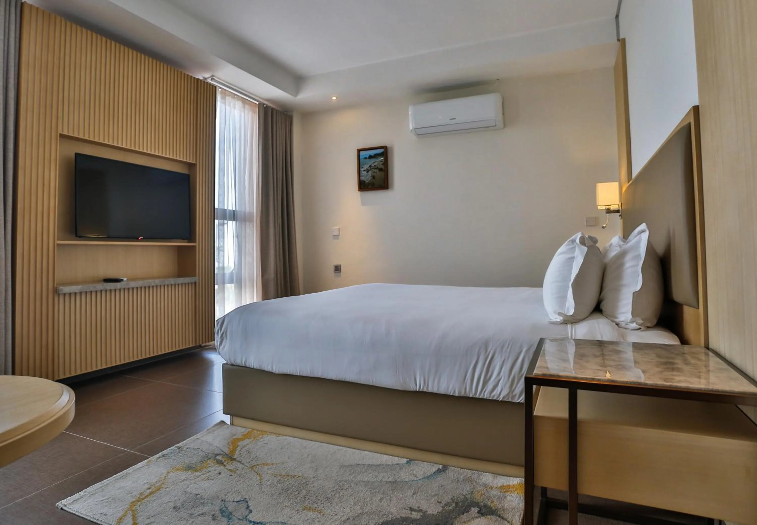 Bed in 38 on Boulders Hotel