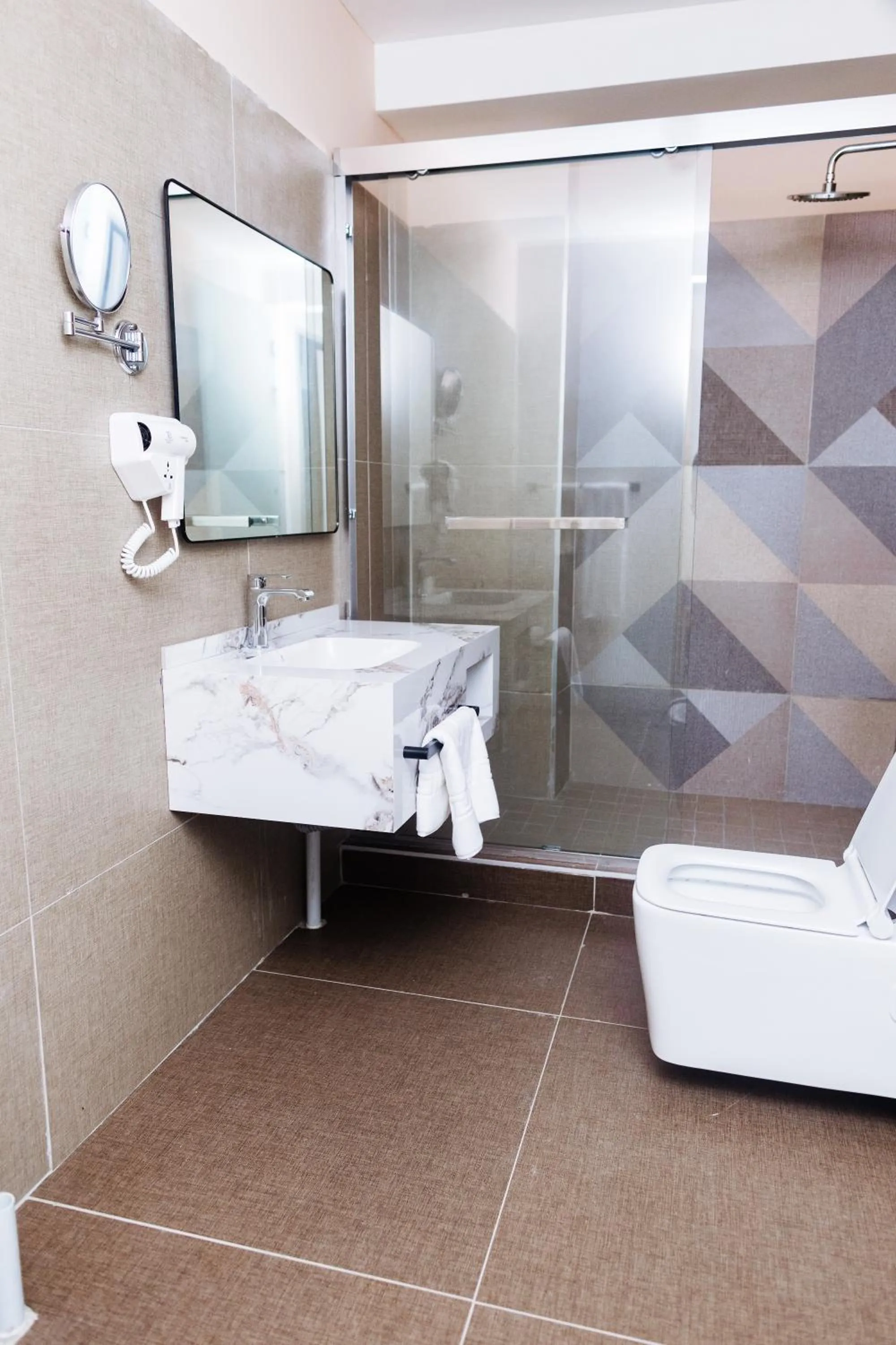 38 on Boulders Hotel