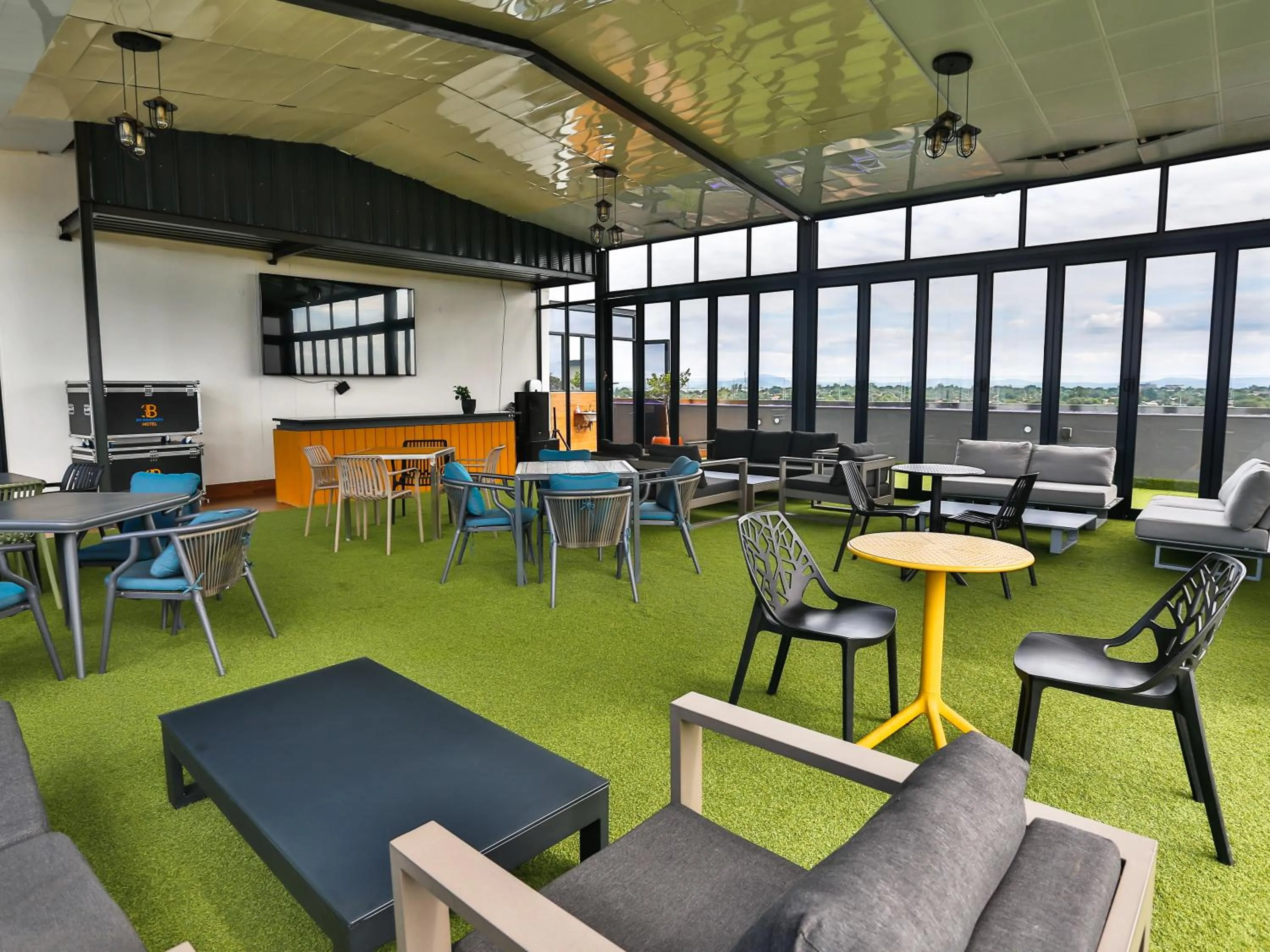 38 on Boulders Hotel