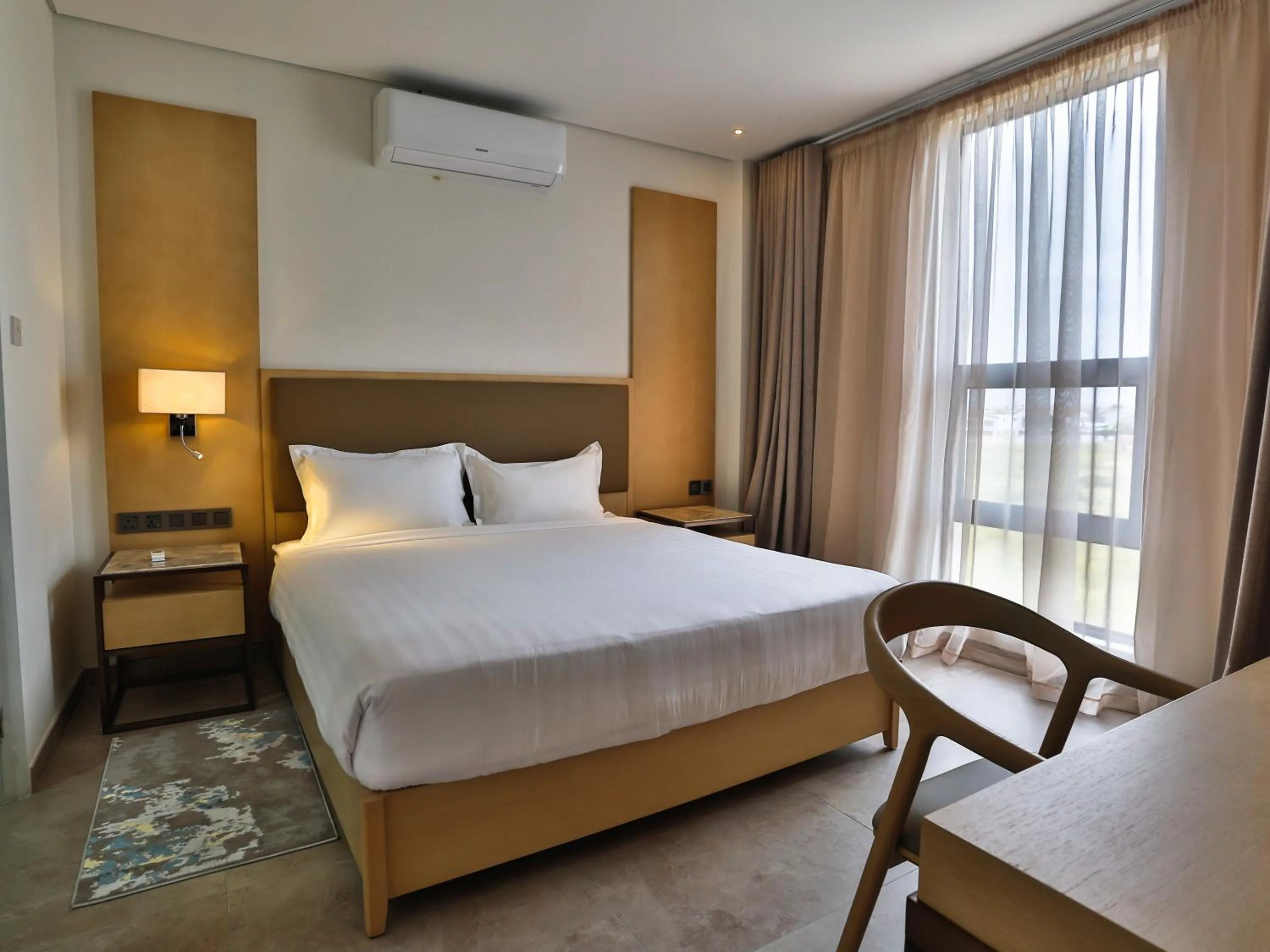 Bed in 38 on Boulders Hotel