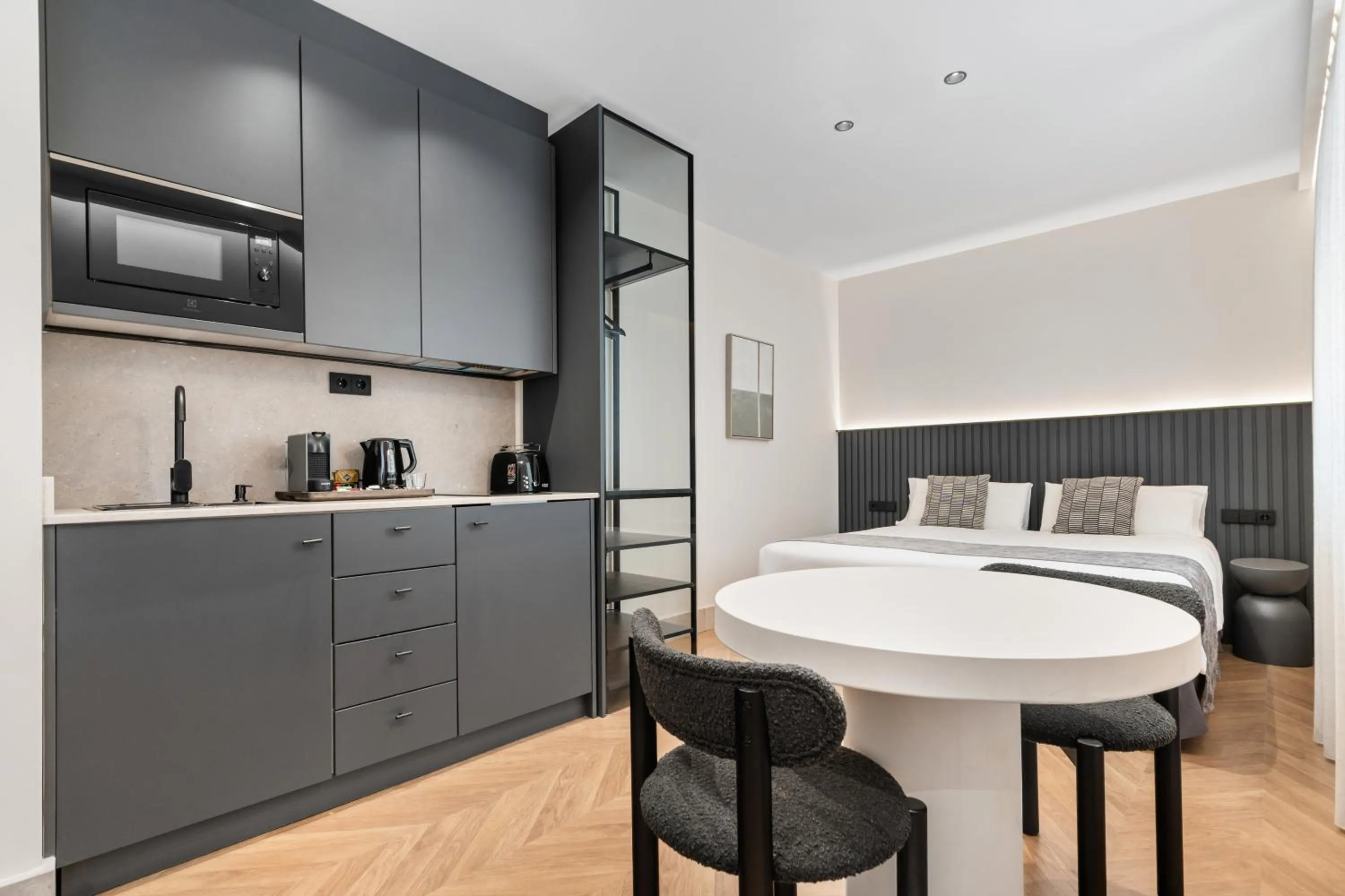 Coffee/tea facilities in Pacifico Suites near Retiro