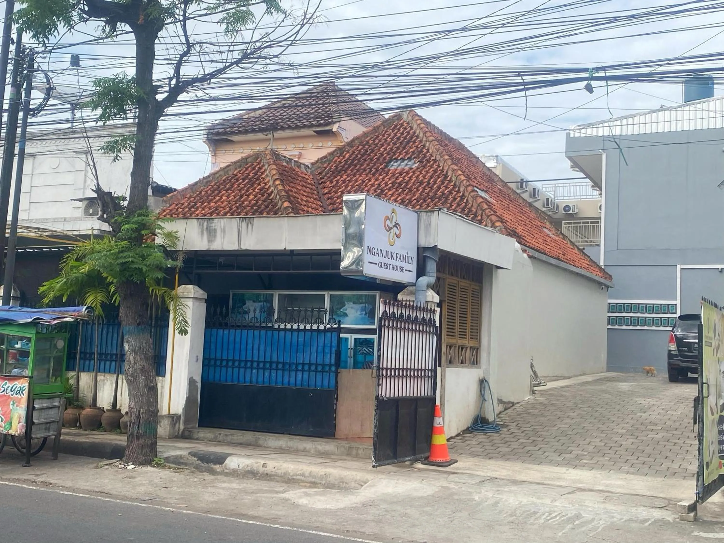 Property building in Nganjuk Family Guest House