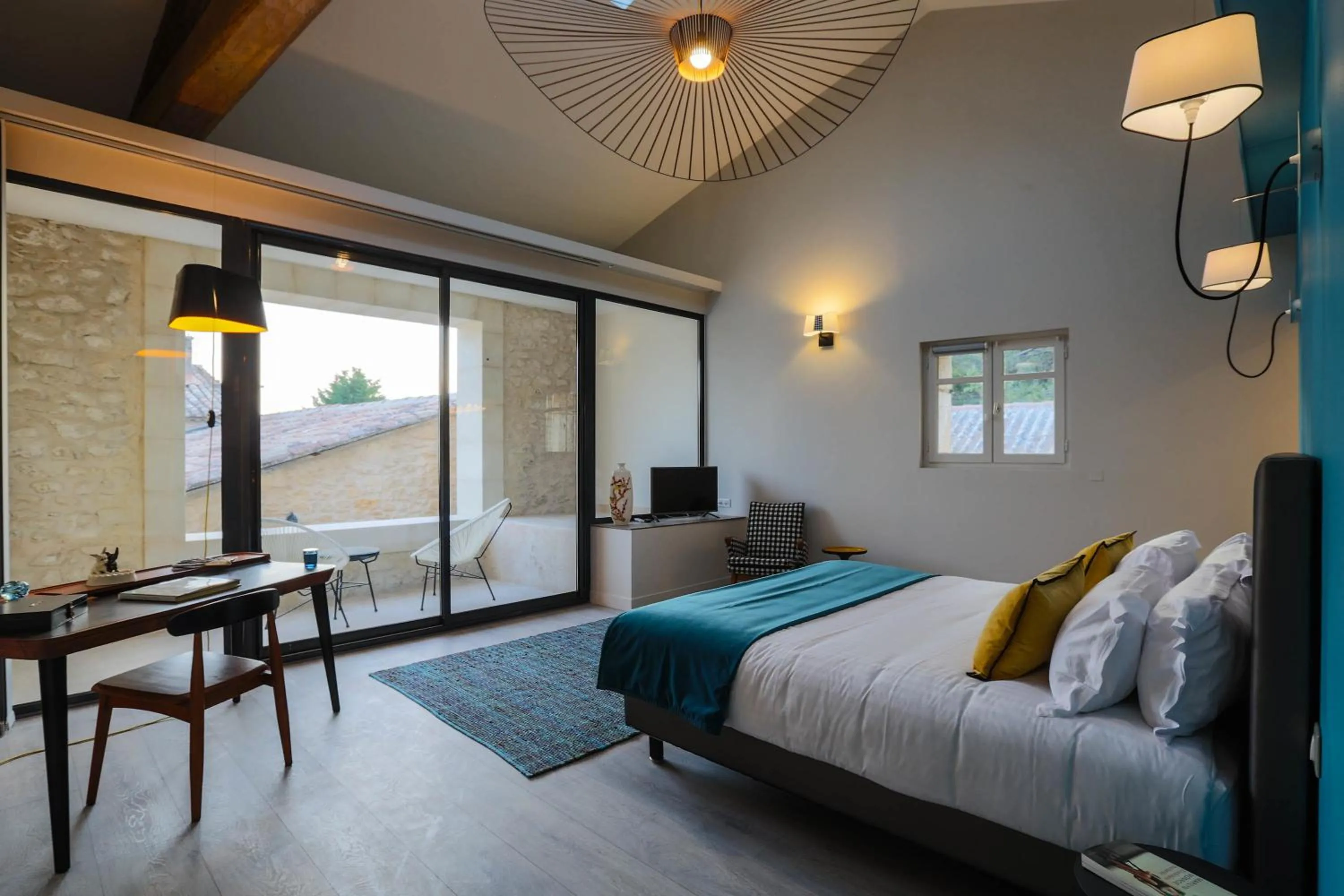 Bedroom, Bed in La Cour Des Sens