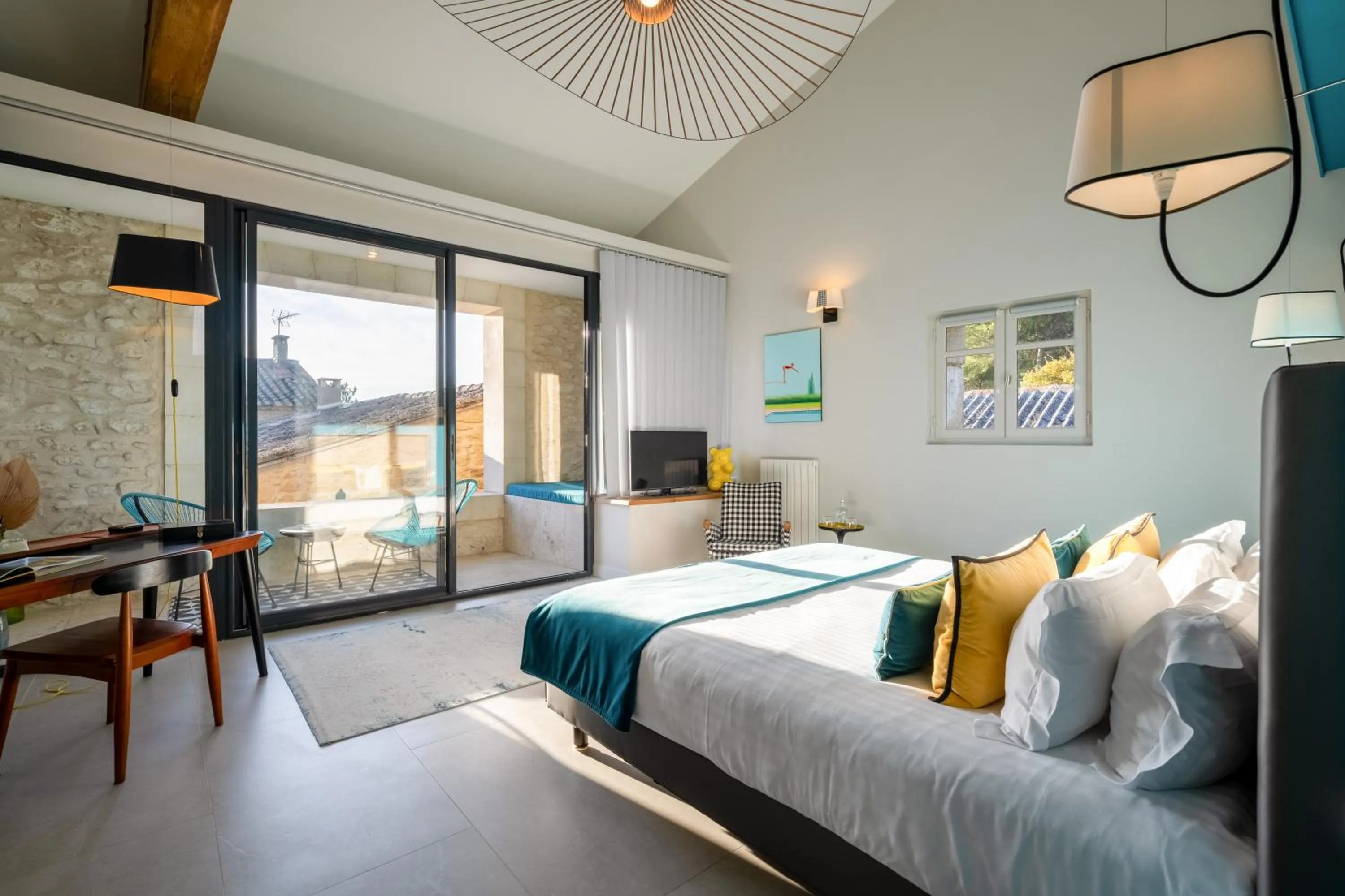 Bed in La Cour Des Sens