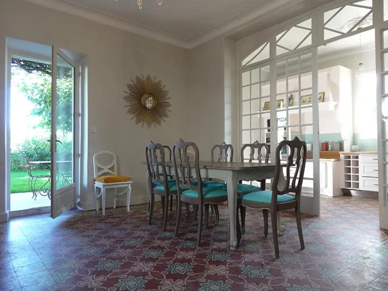 Dining area in La Cour Des Sens