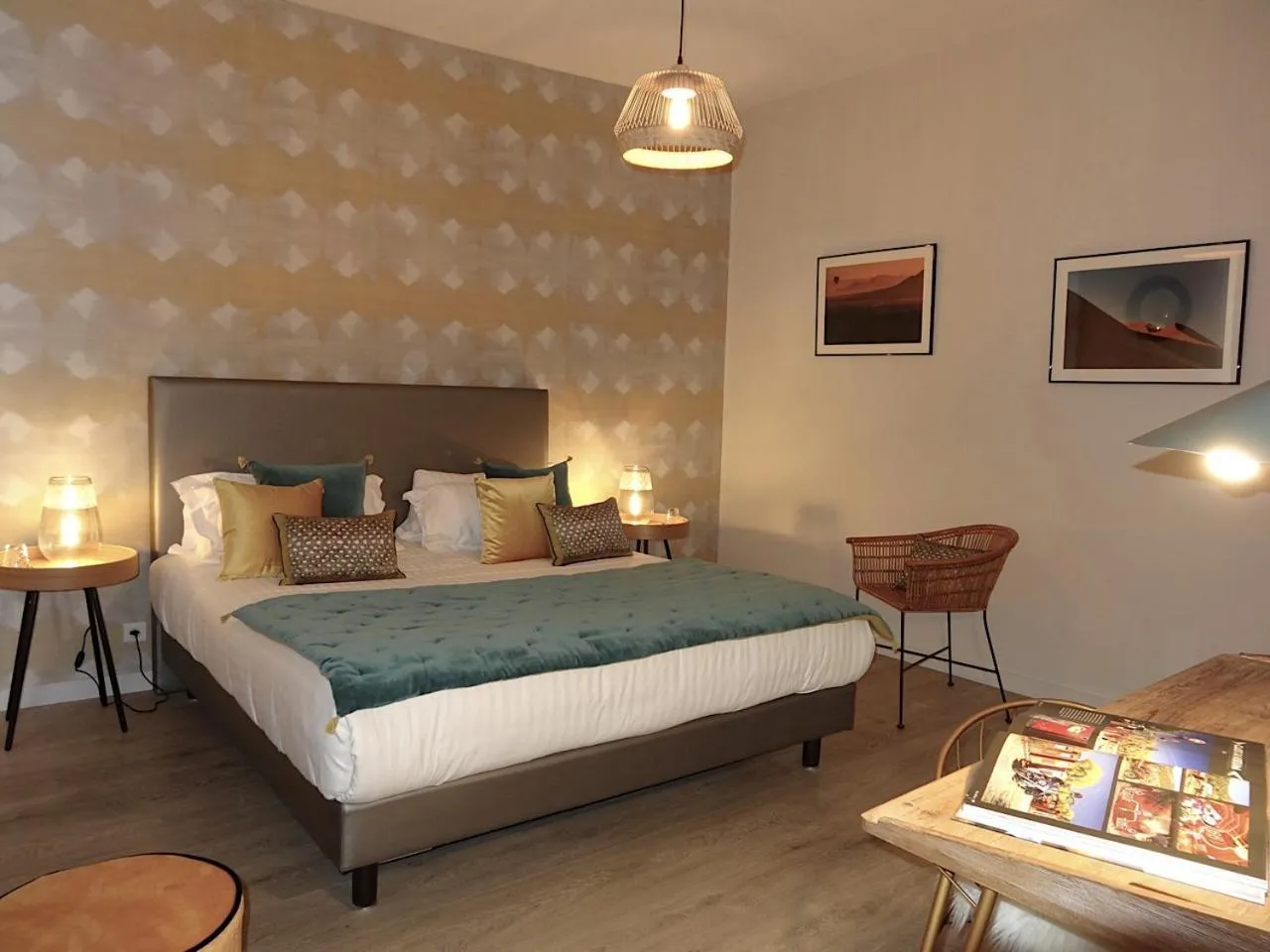 Bedroom, Bed in La Cour Des Sens