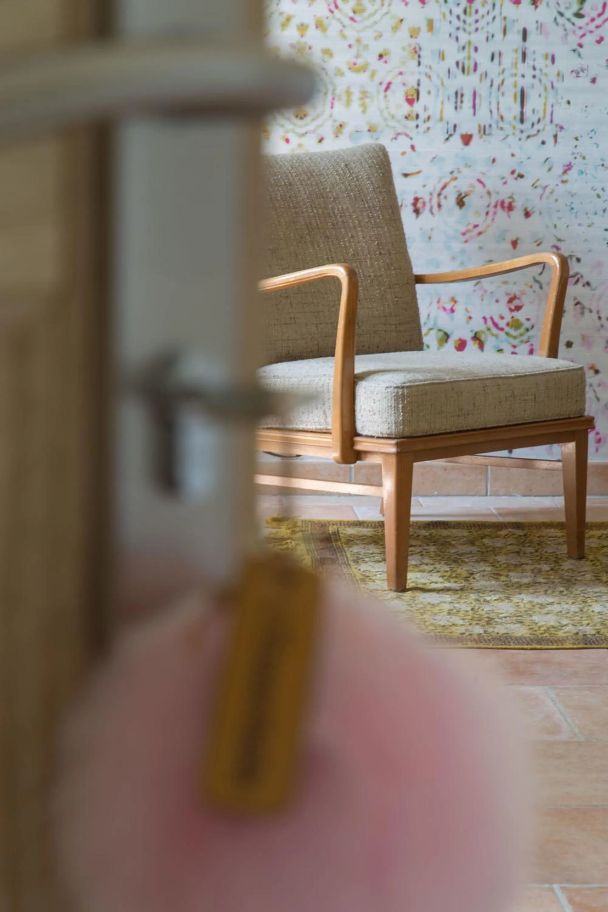 Decorative detail in La Cour Des Sens