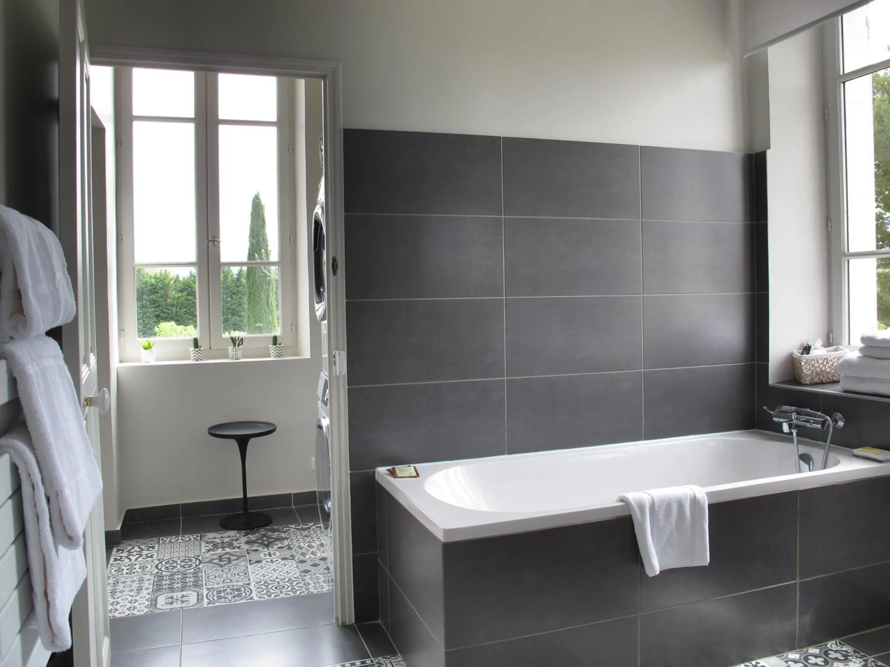 Bathroom in La Cour Des Sens