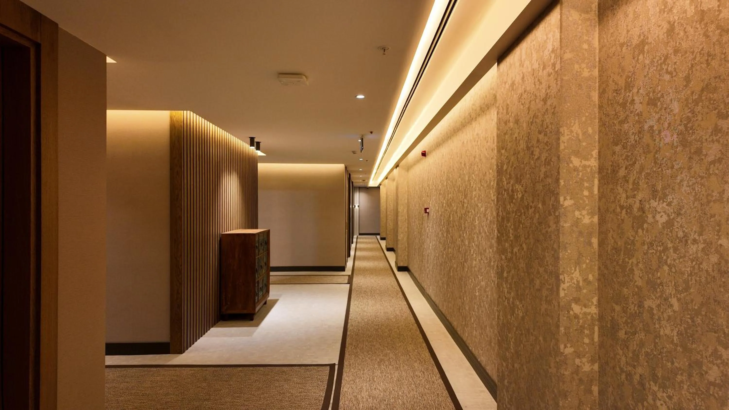 Property building in Rempart Hotel