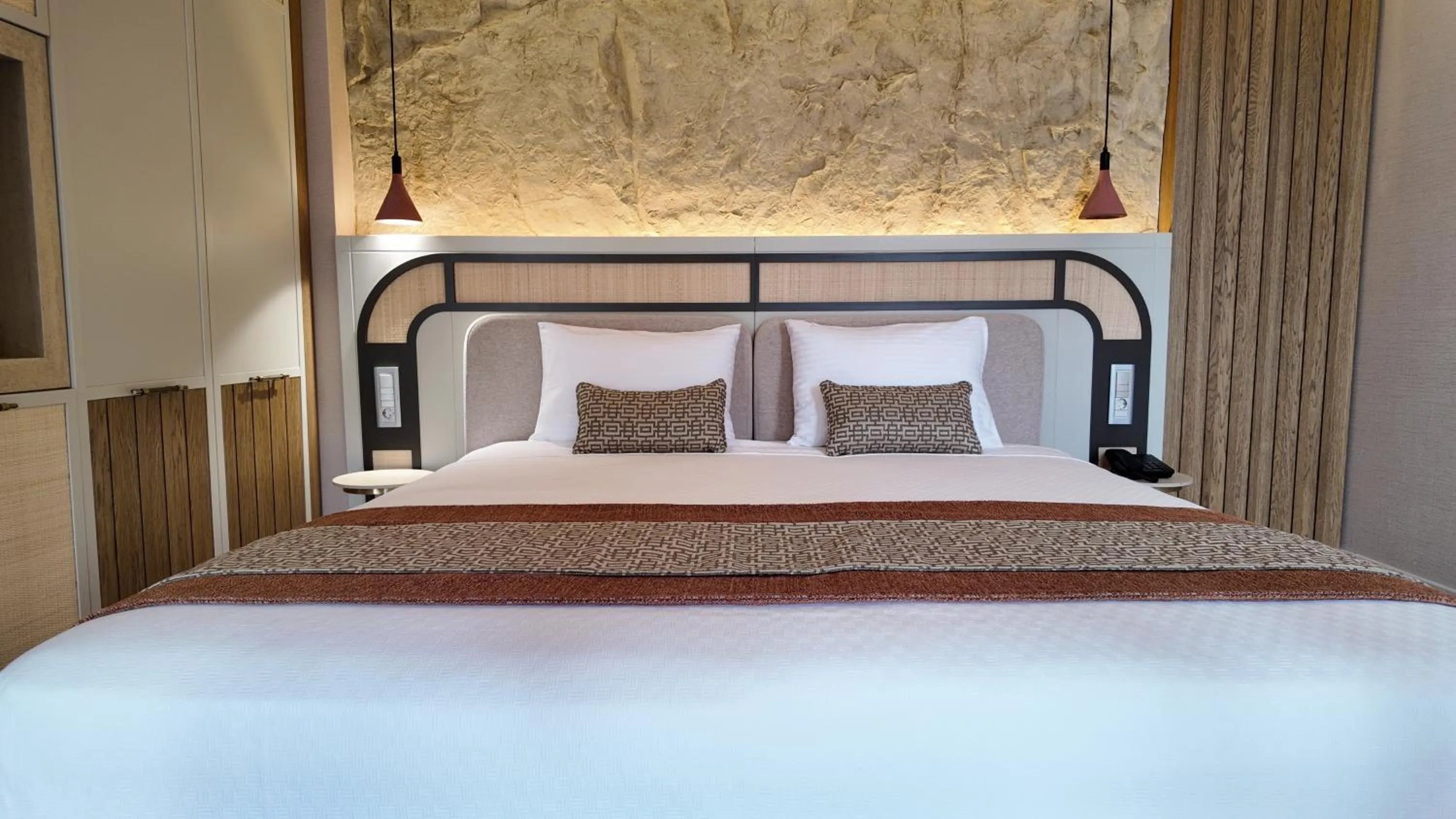 Bed in Rempart Hotel