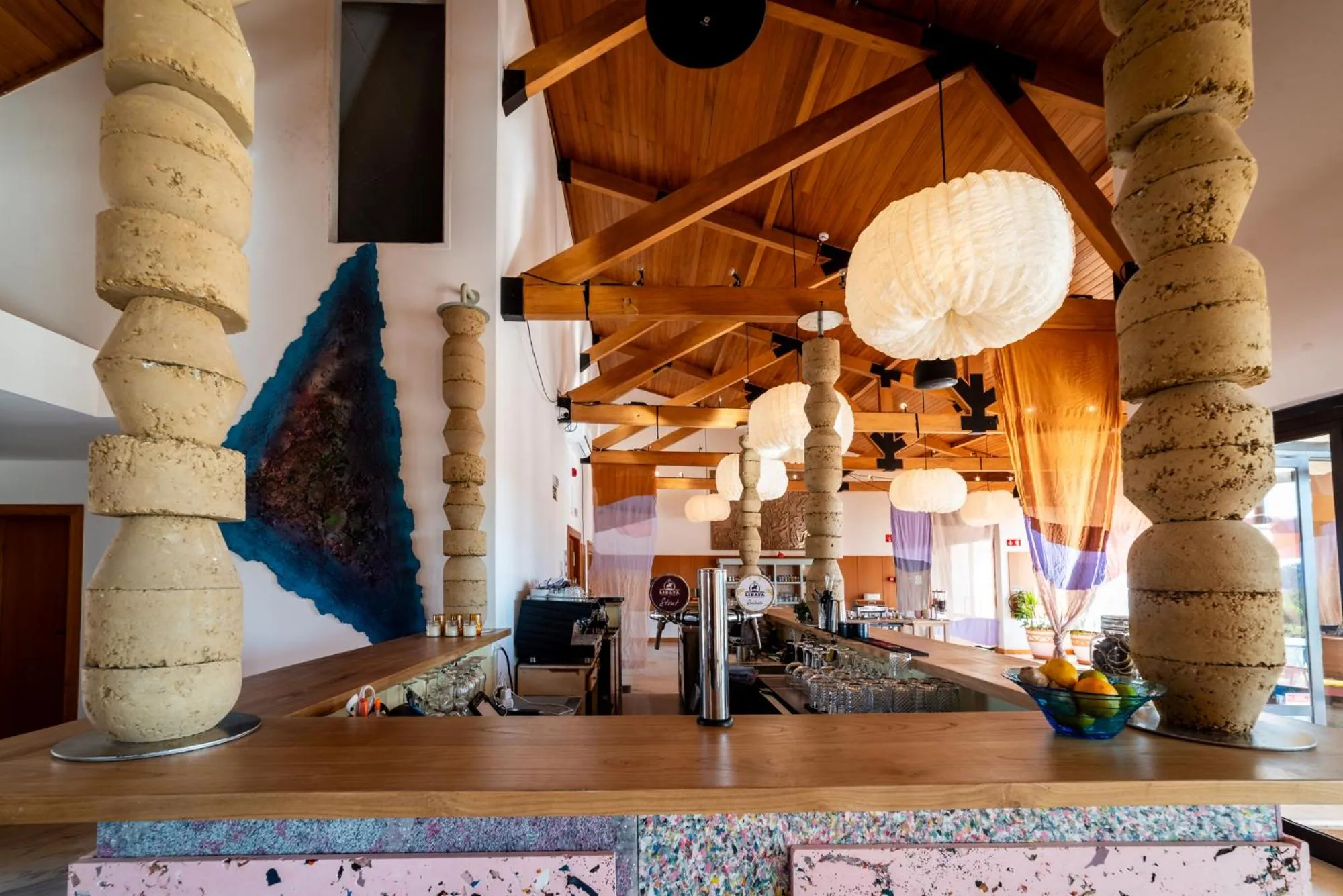 Restaurant/places to eat in Calipo