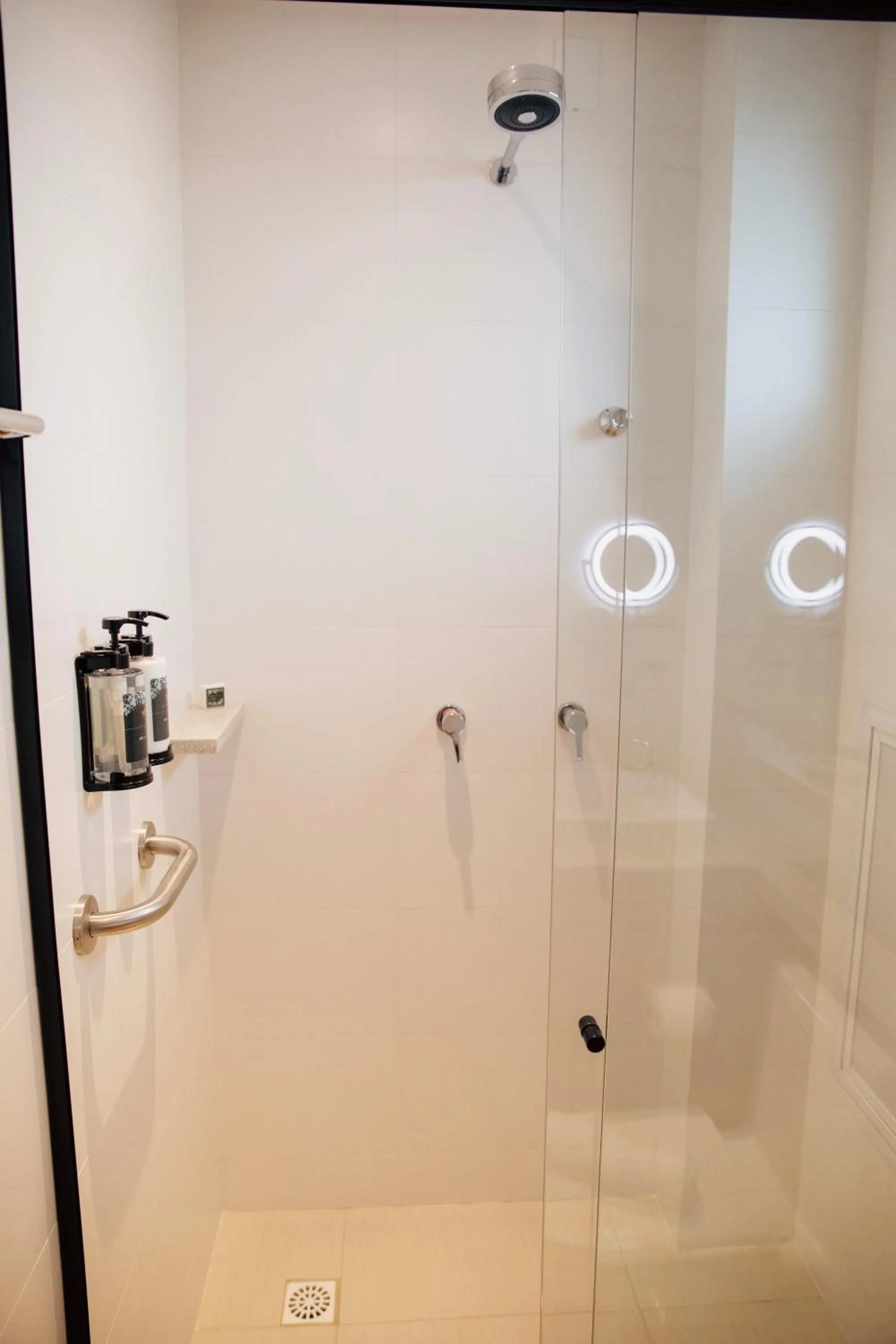 Toilet in Nobile Grand Itapema