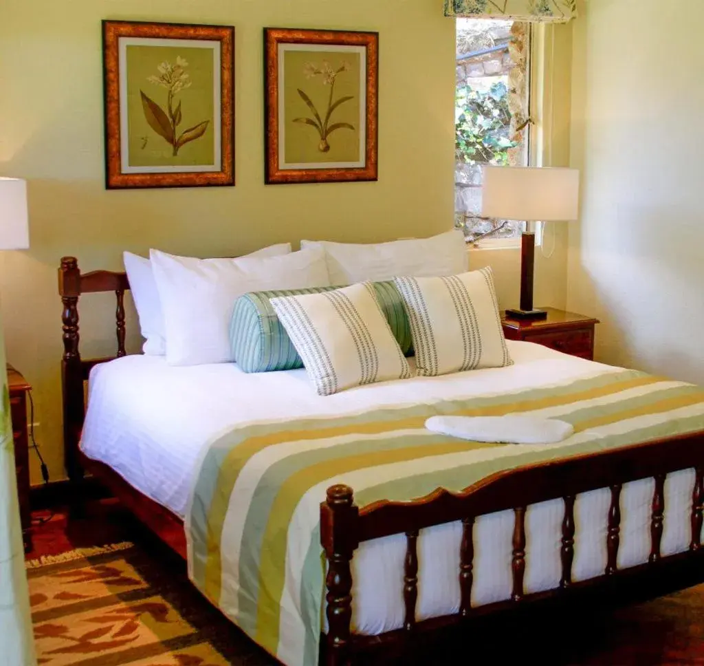 Classic Queen Room in The Aberdare Country Club Classic Queen Room in The Aberdare Country Club