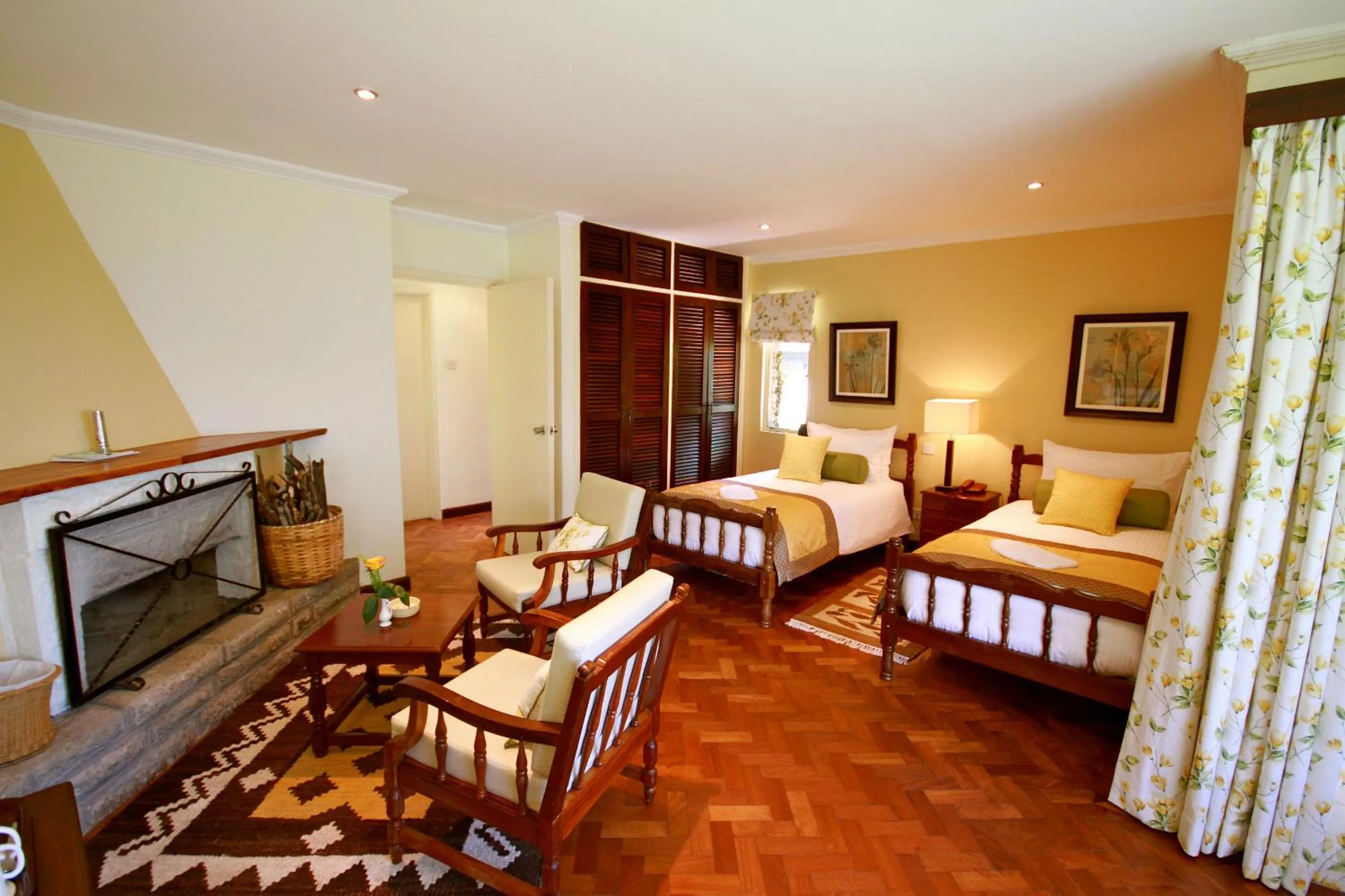 Bedroom, Bed in The Aberdare Country Club