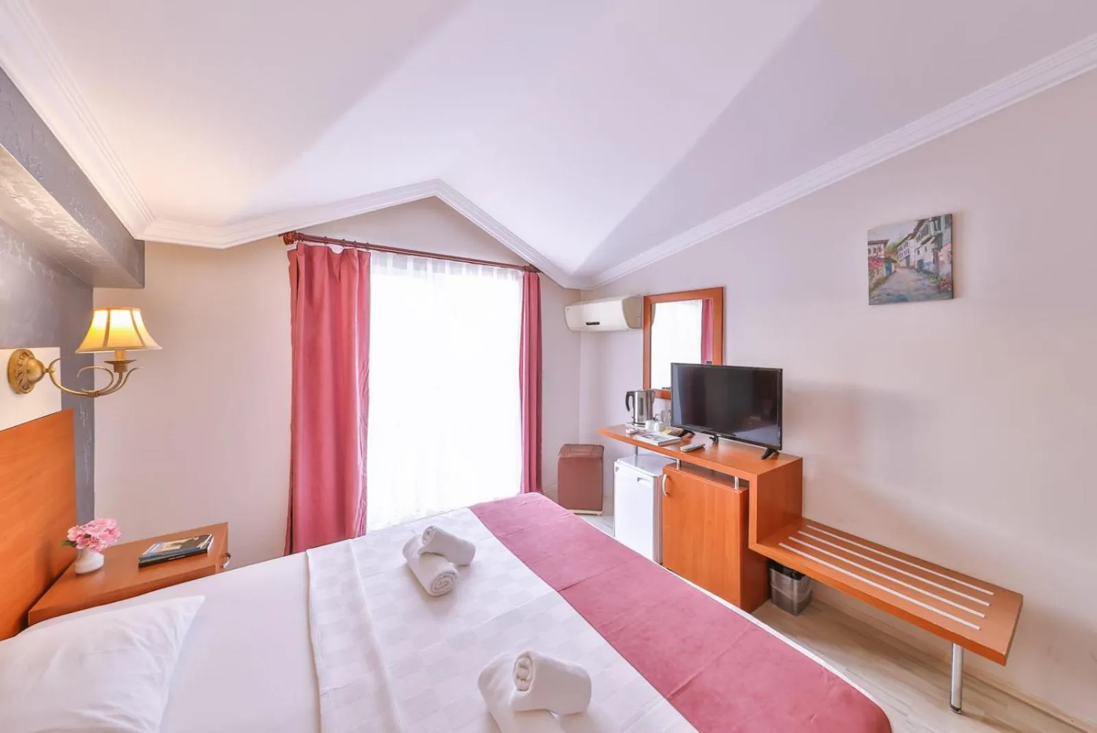 Photo of the whole room in Kas Bilgin Hotel