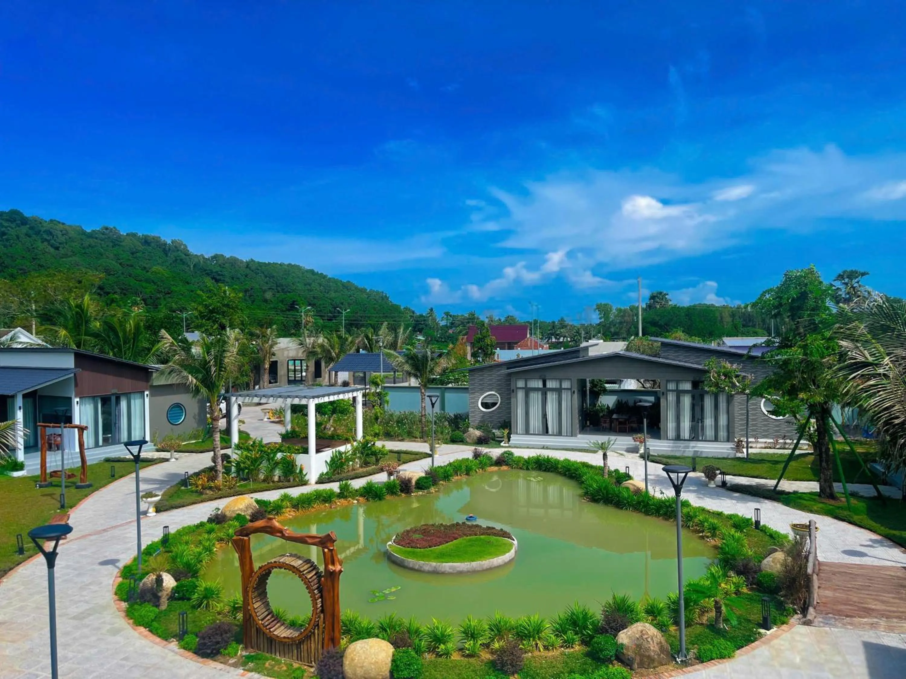 Spring in Homestay Hà Tiên Dragon