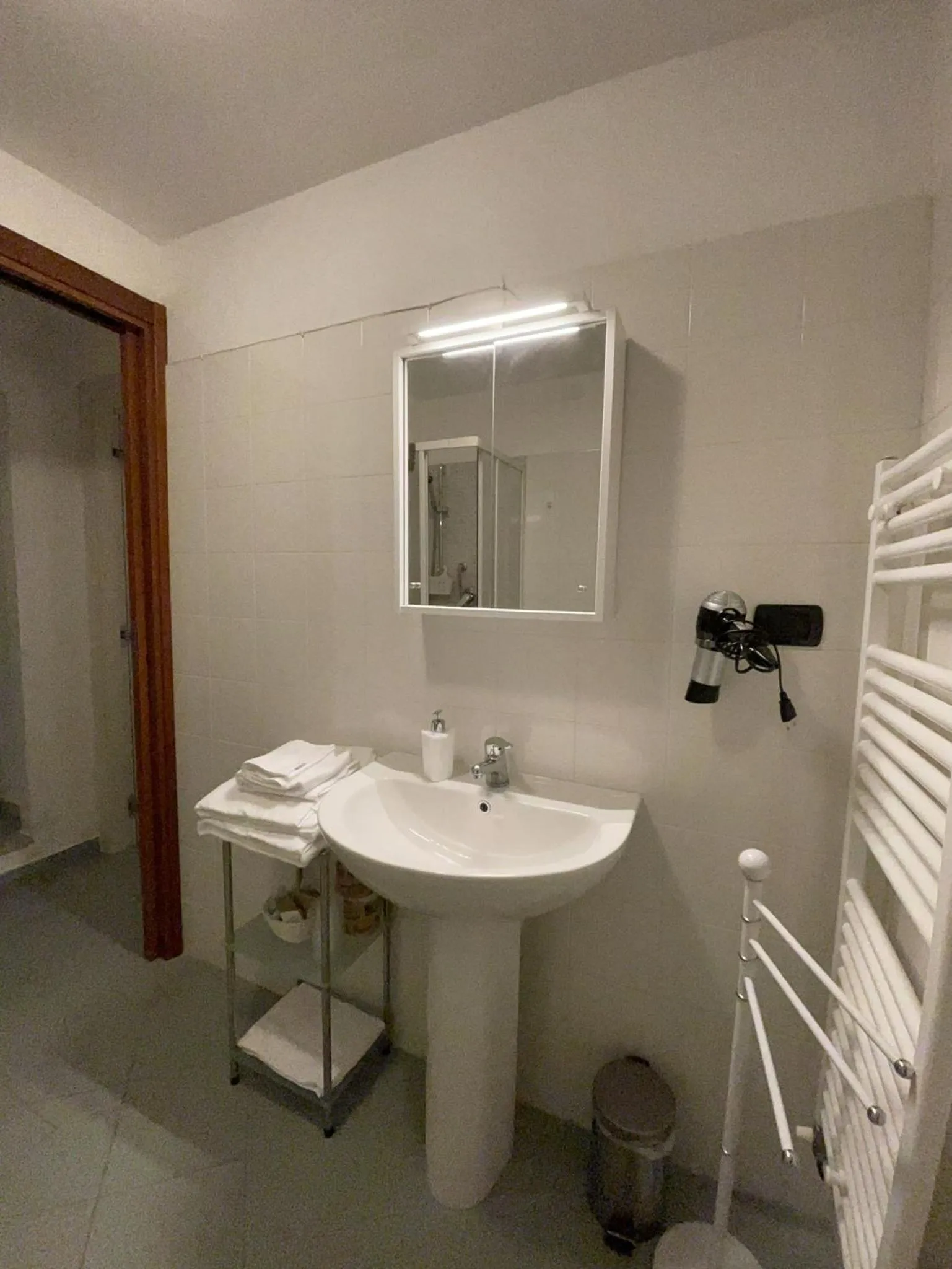 Bathroom in Le Sorbole