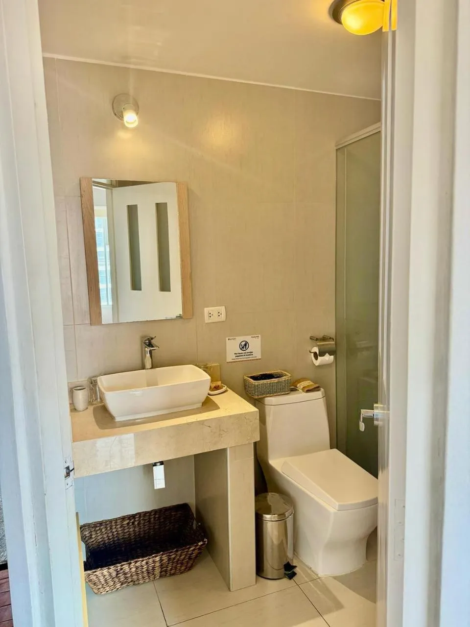 Toilet in Wayqey Hotel