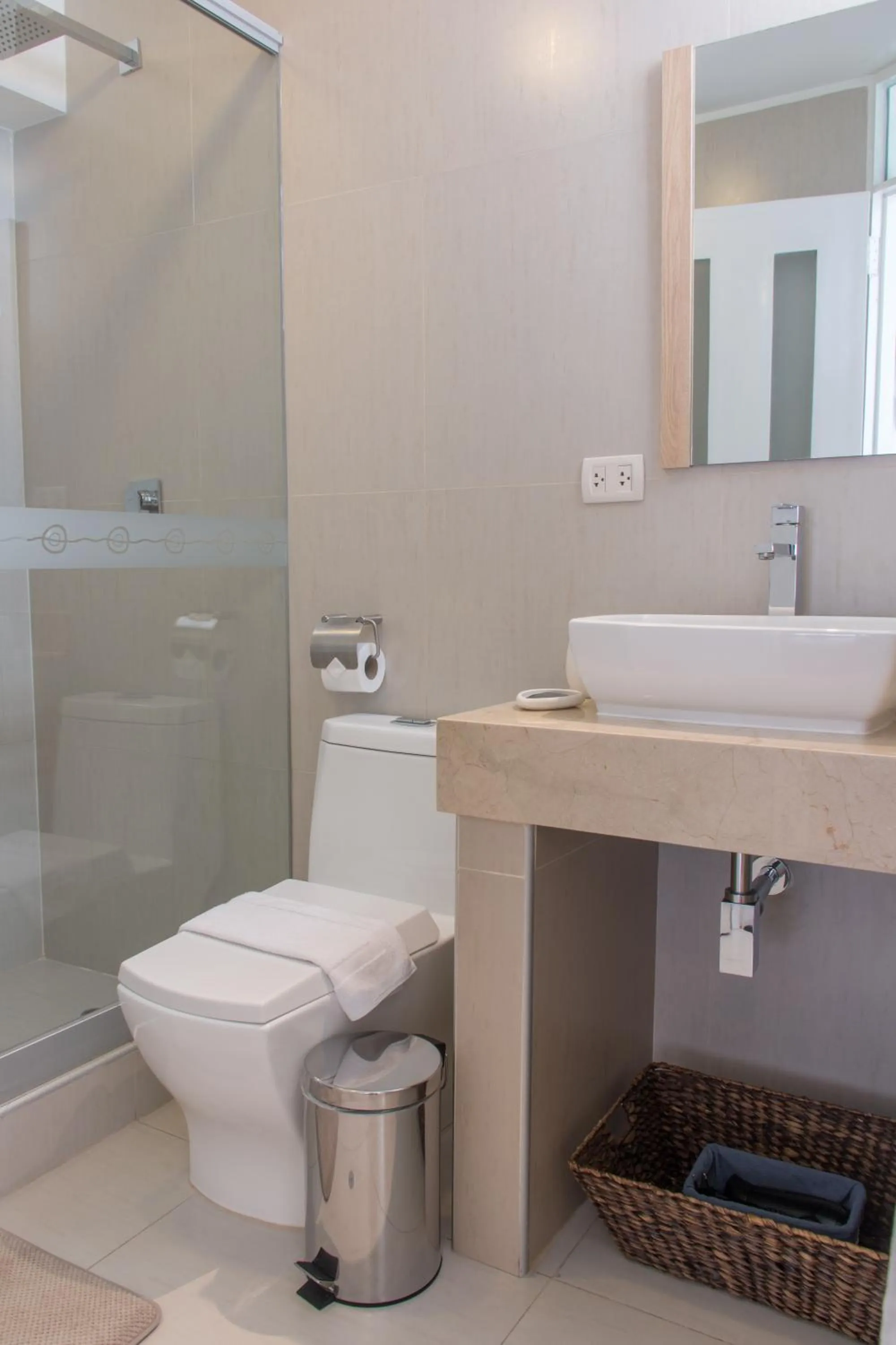 Toilet in Wayqey Hotel