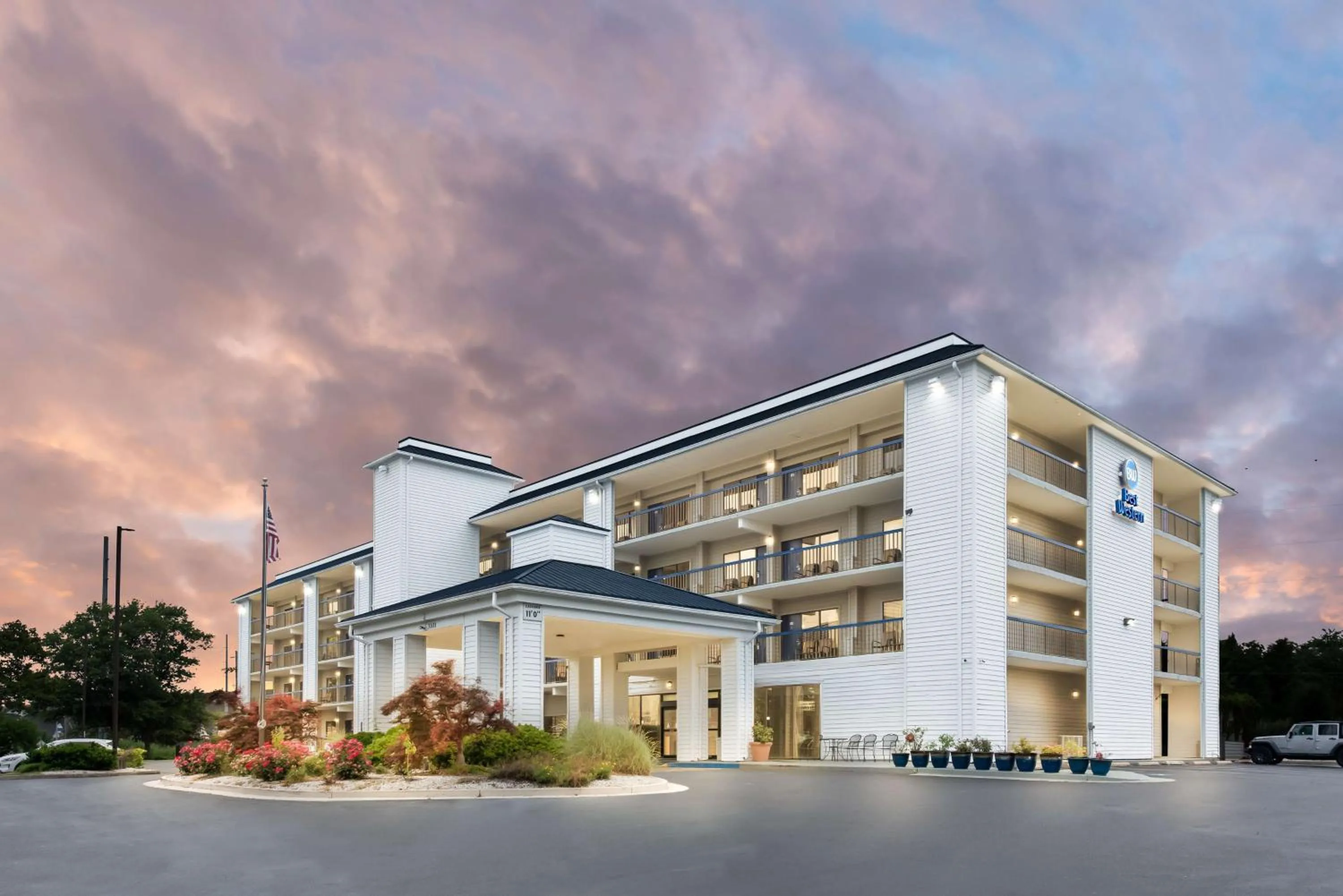 Property building in Best Western Kent Narrows Inn