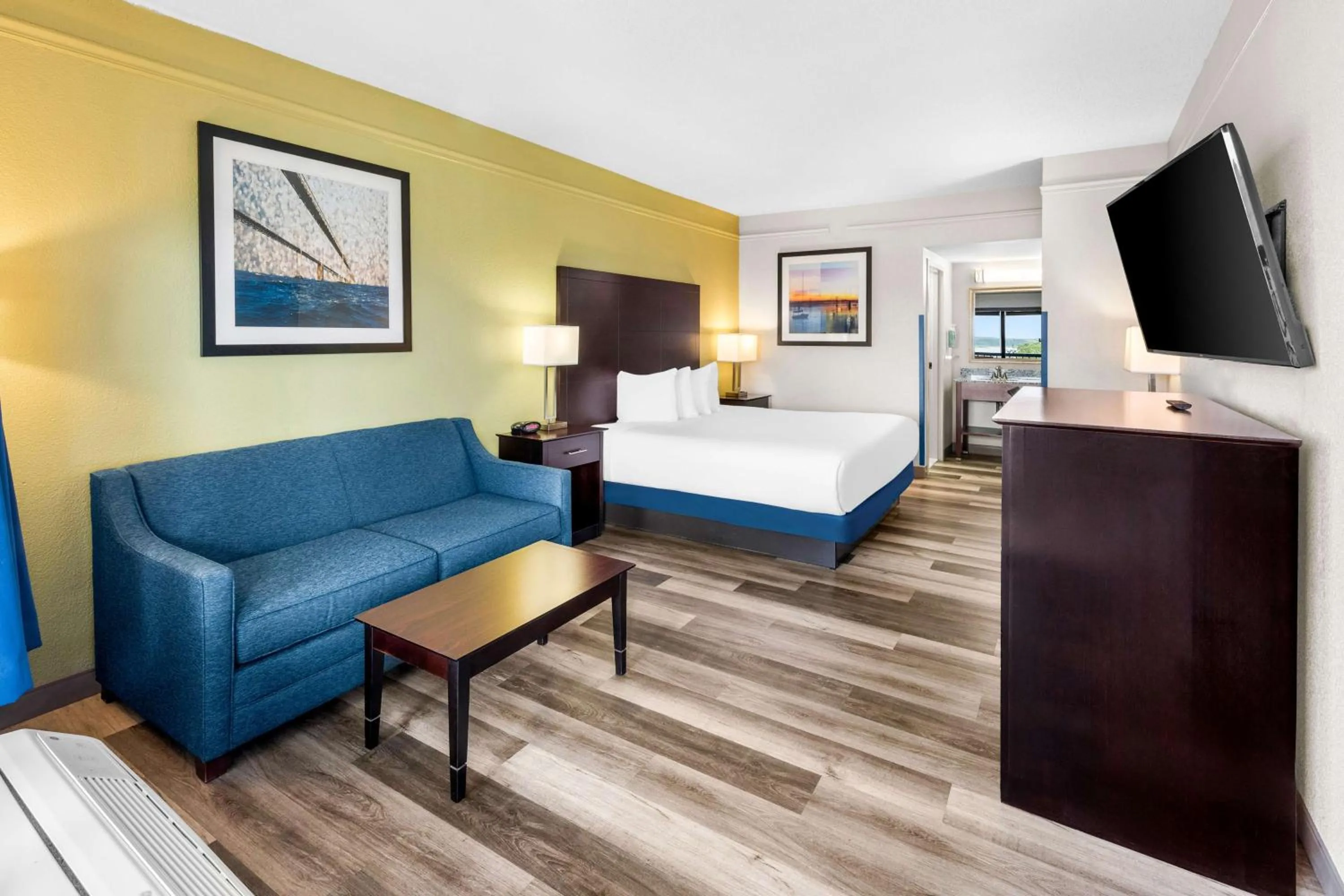 Bedroom, Bed in Best Western Kent Narrows Inn