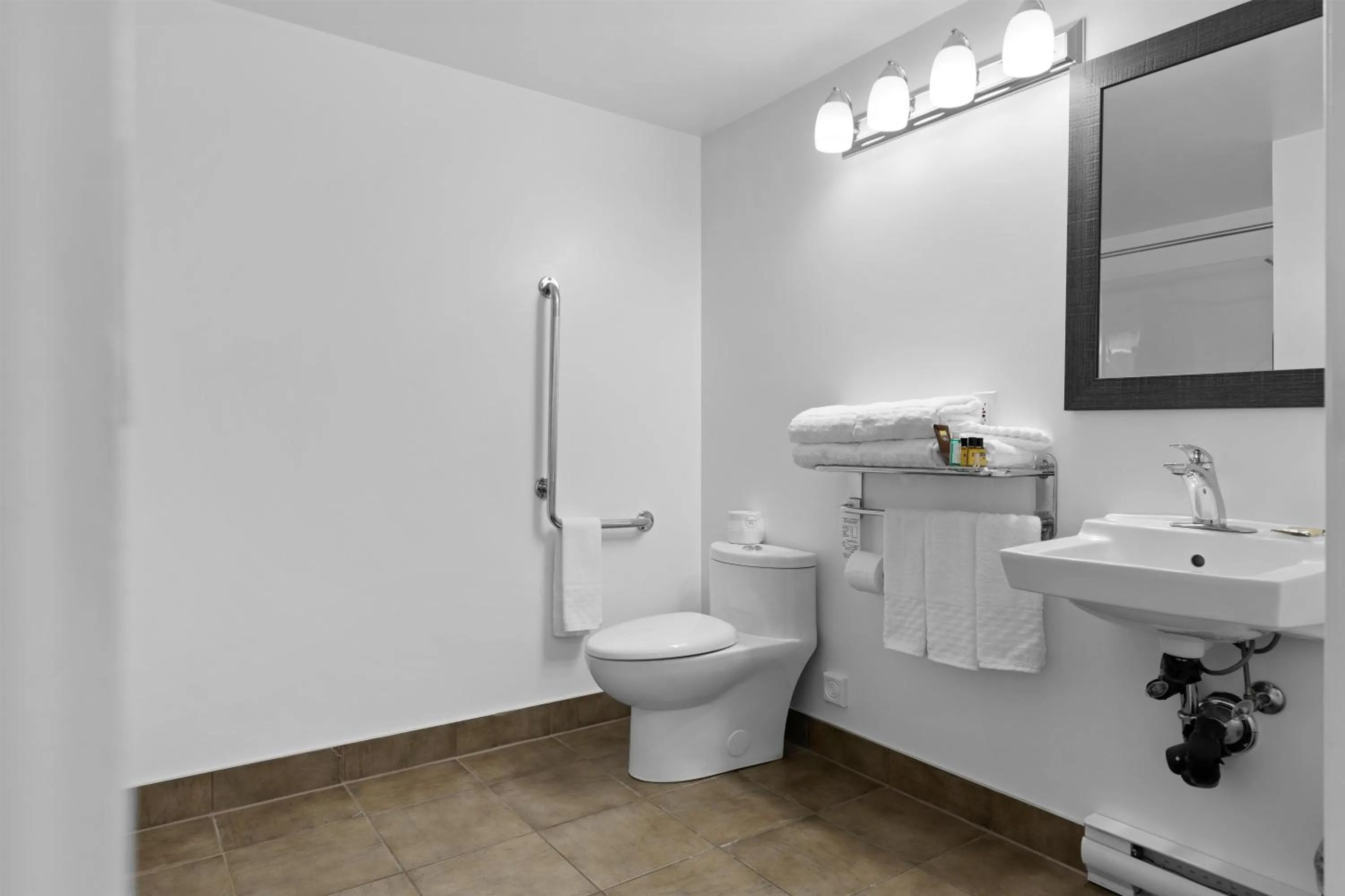 Bathroom in Kootenay Lakeview Resort BW Signature Collection