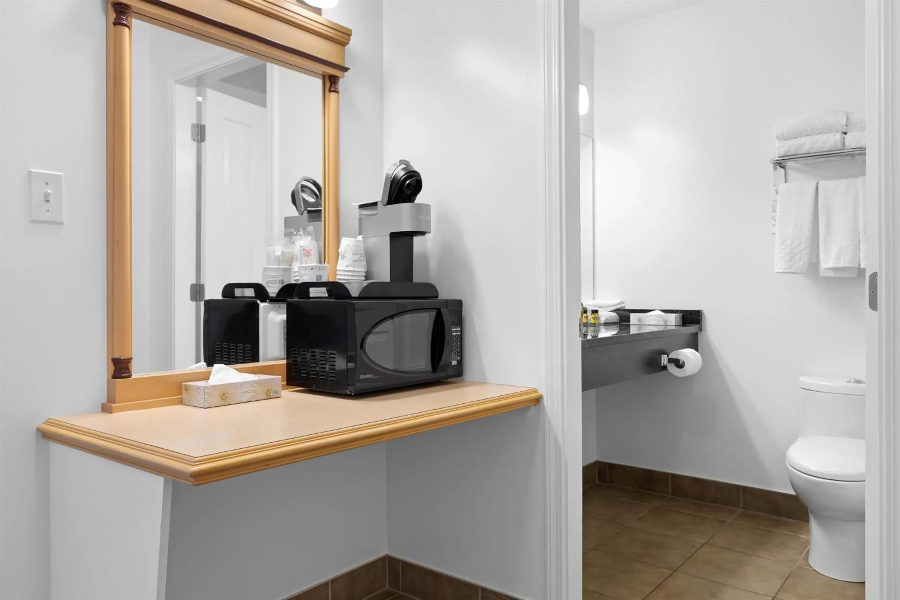 Bathroom in Kootenay Lakeview Resort BW Signature Collection