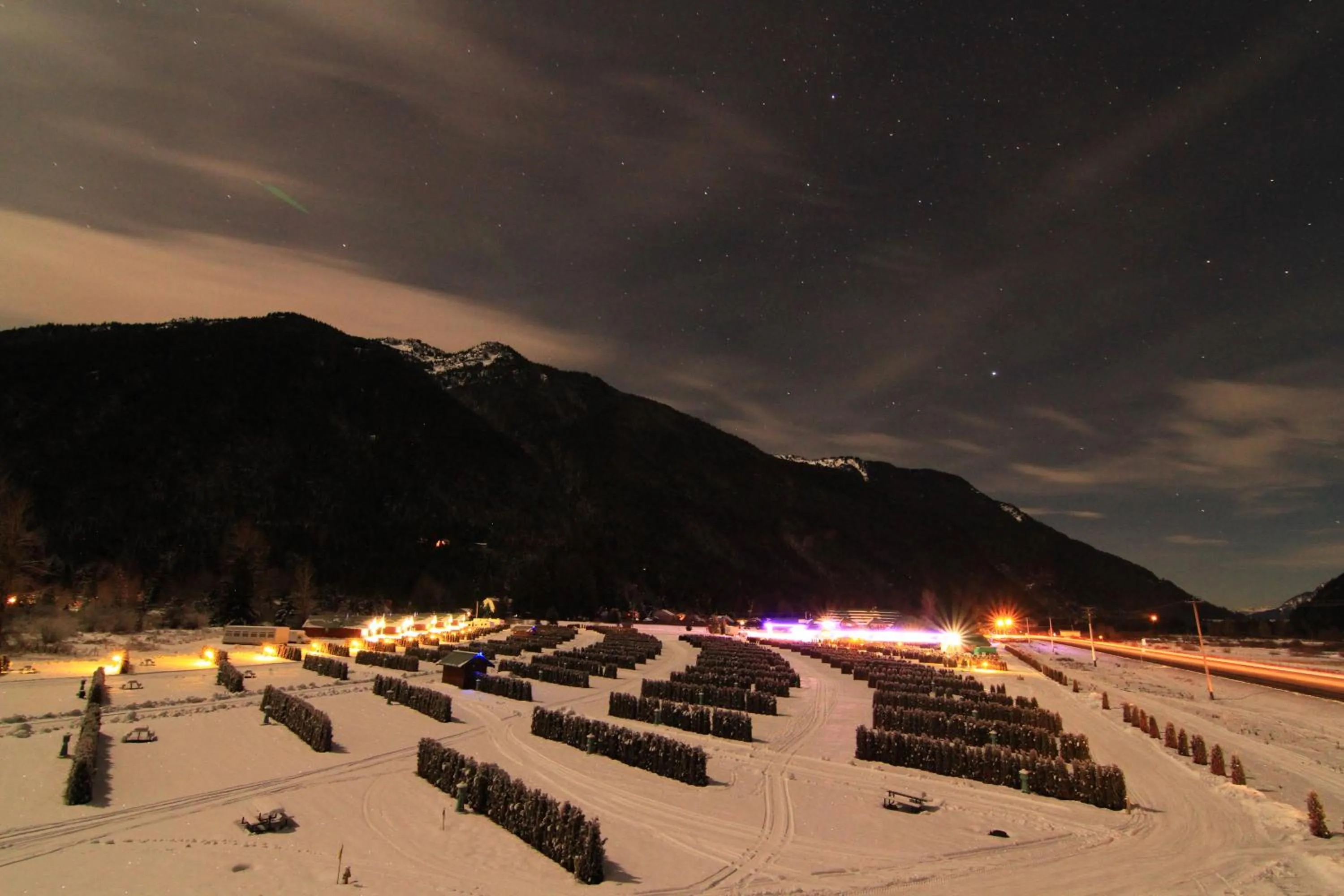 Mountain view in Sunshine Valley RV Resort and Cabins