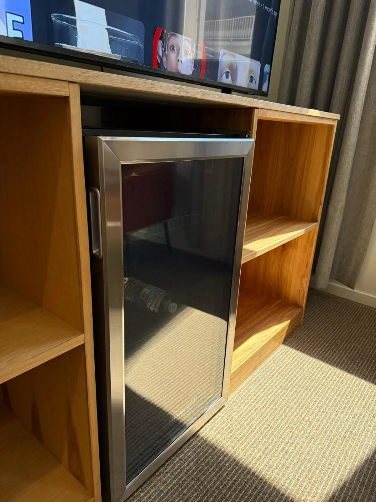 minibar in Unicorn Zebra