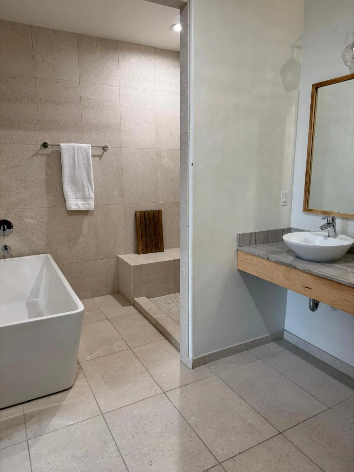 Shower in Unicorn Zebra