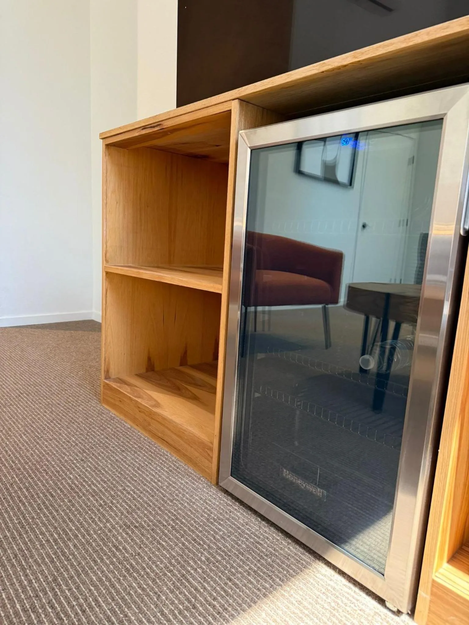 minibar in Unicorn Zebra