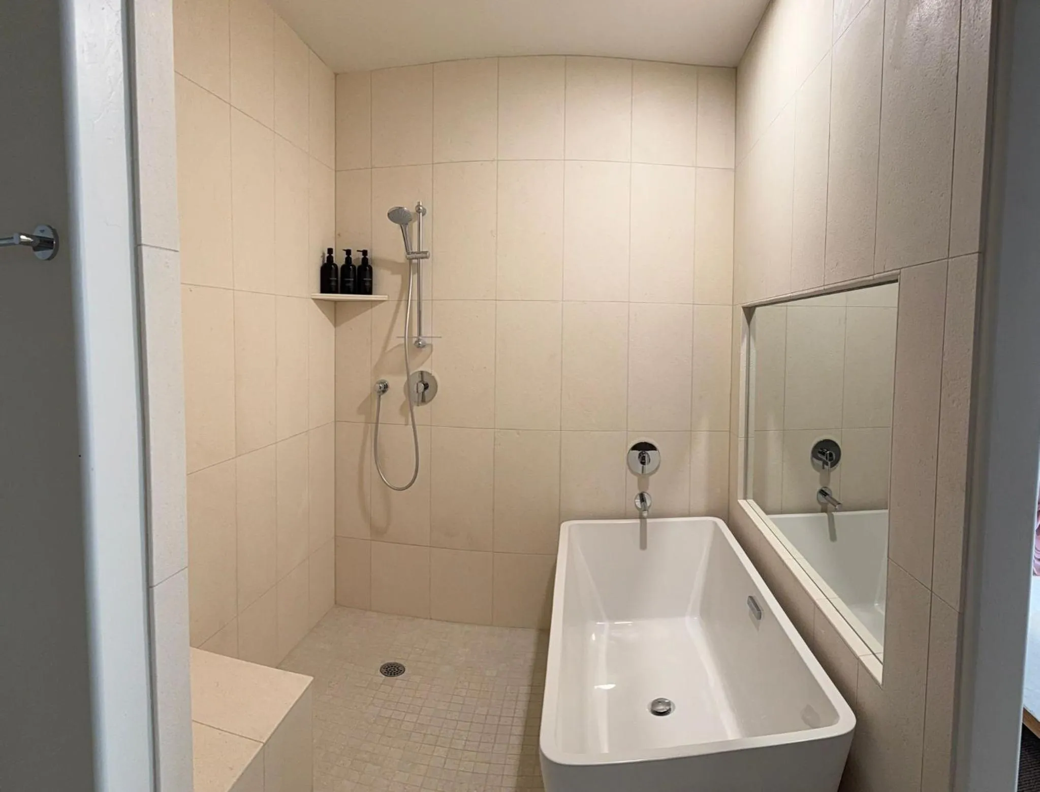 Shower in Unicorn Zebra