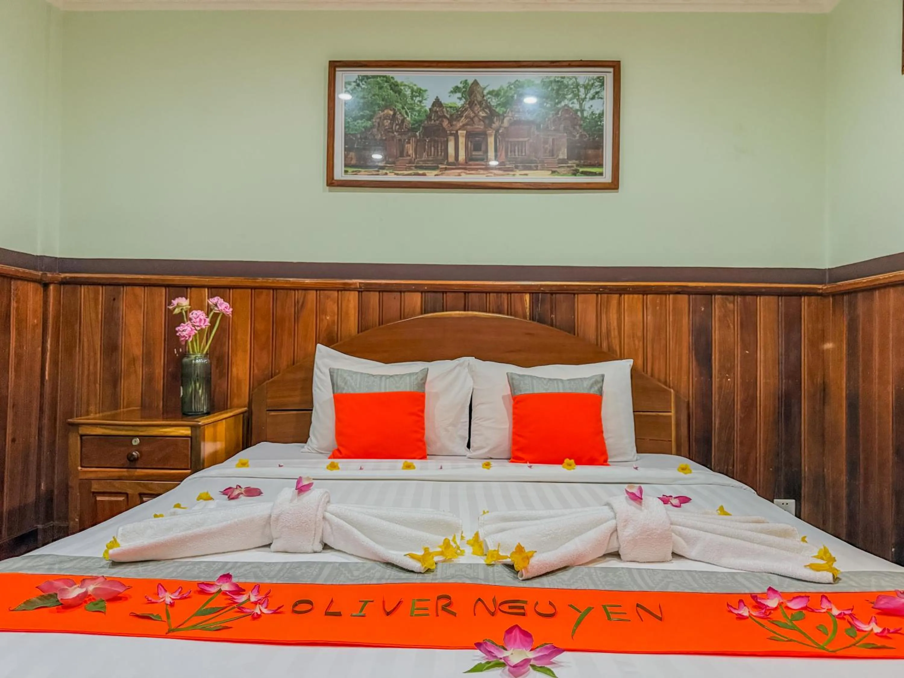 Bedroom, Bed in Siem Reap Center Hotel
