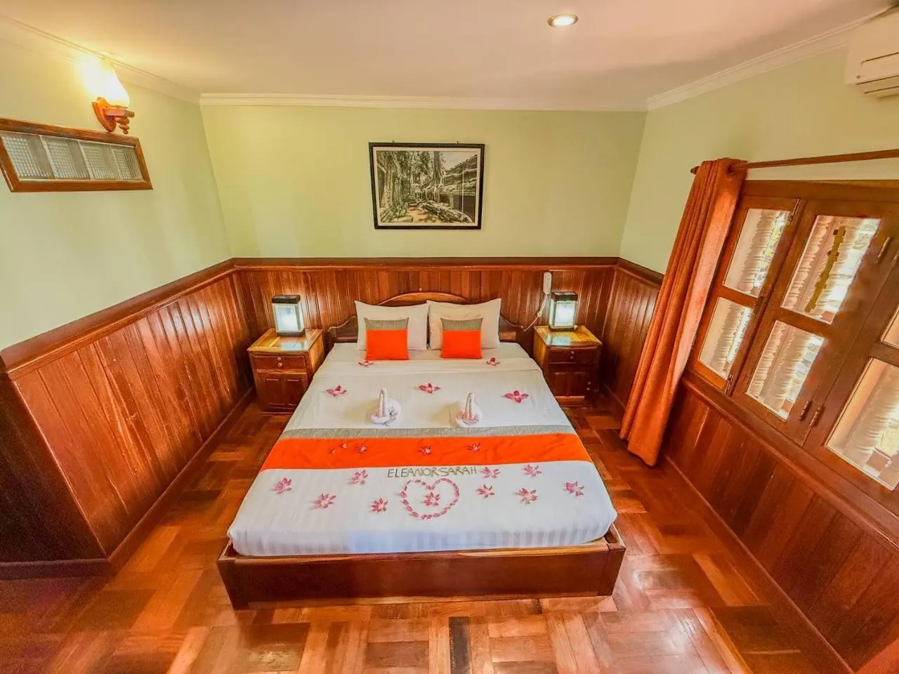 Bed in Siem Reap Center Hotel