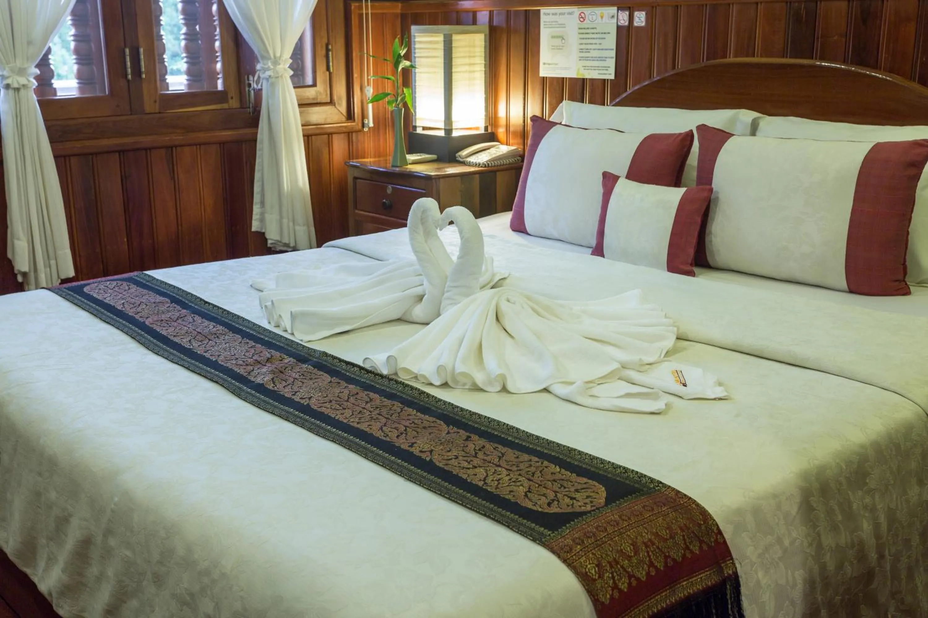 Bedroom, Bed in Siem Reap Center Hotel