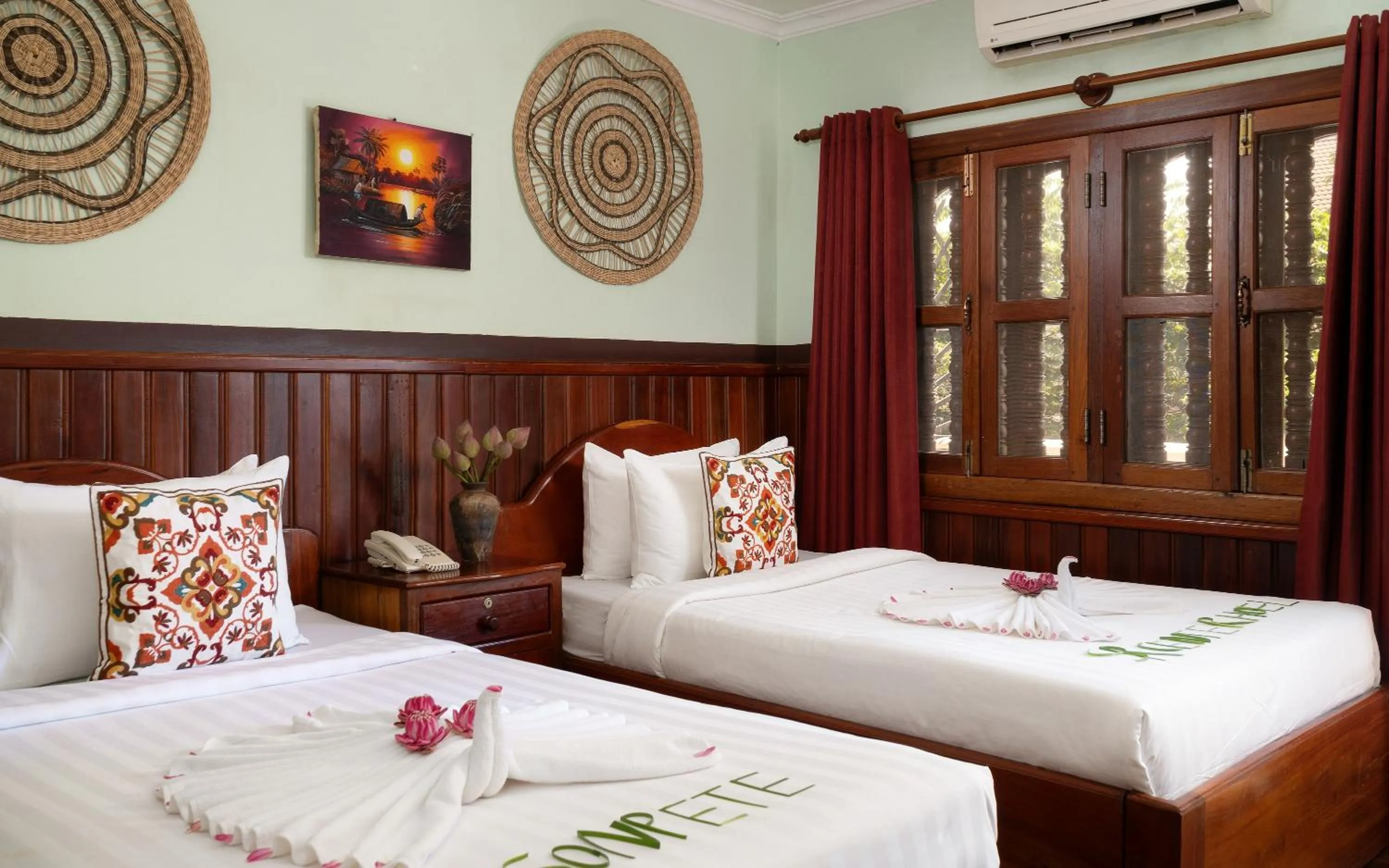 Bed in Siem Reap Center Hotel