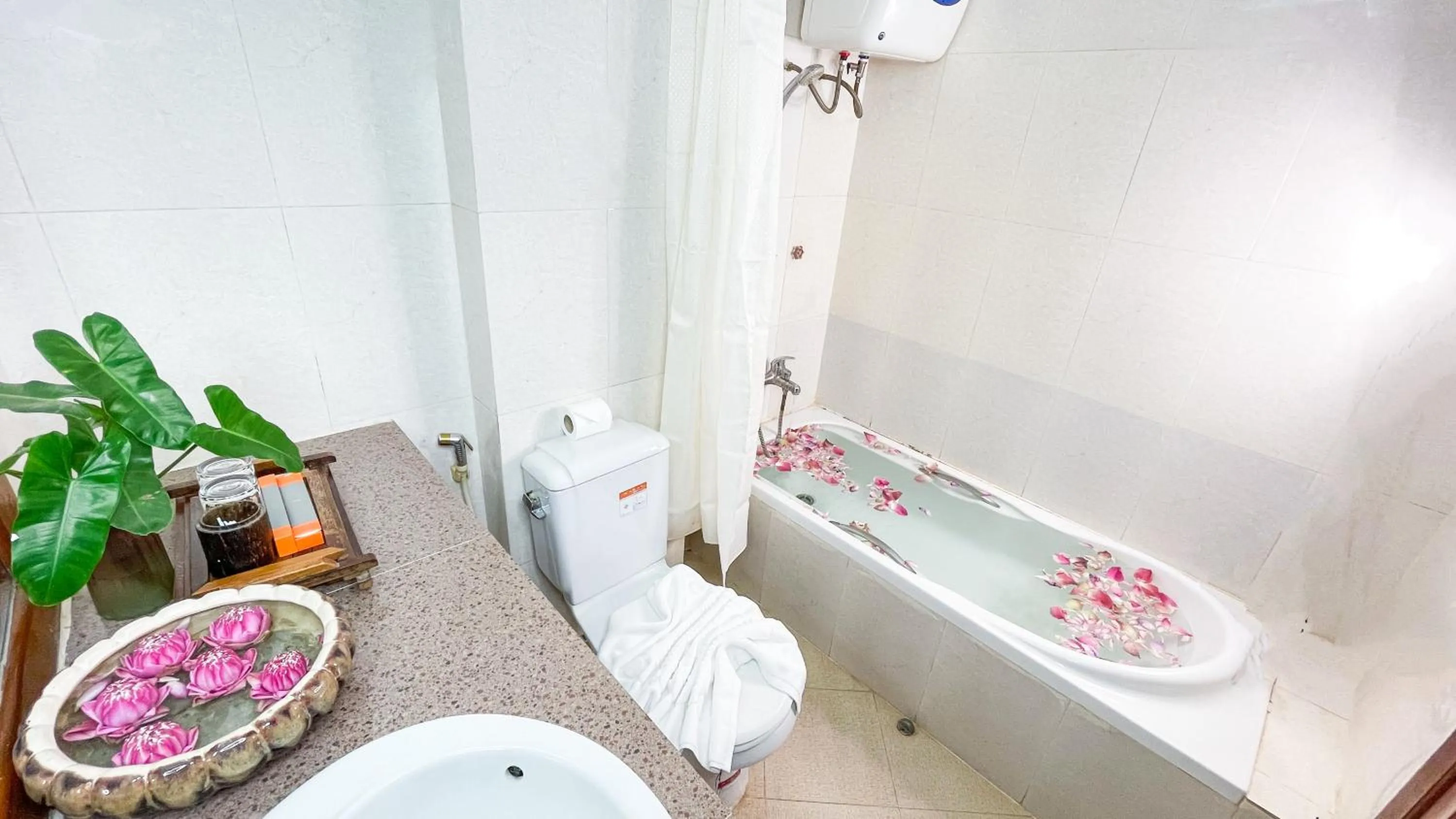 Bathroom in Siem Reap Center Hotel