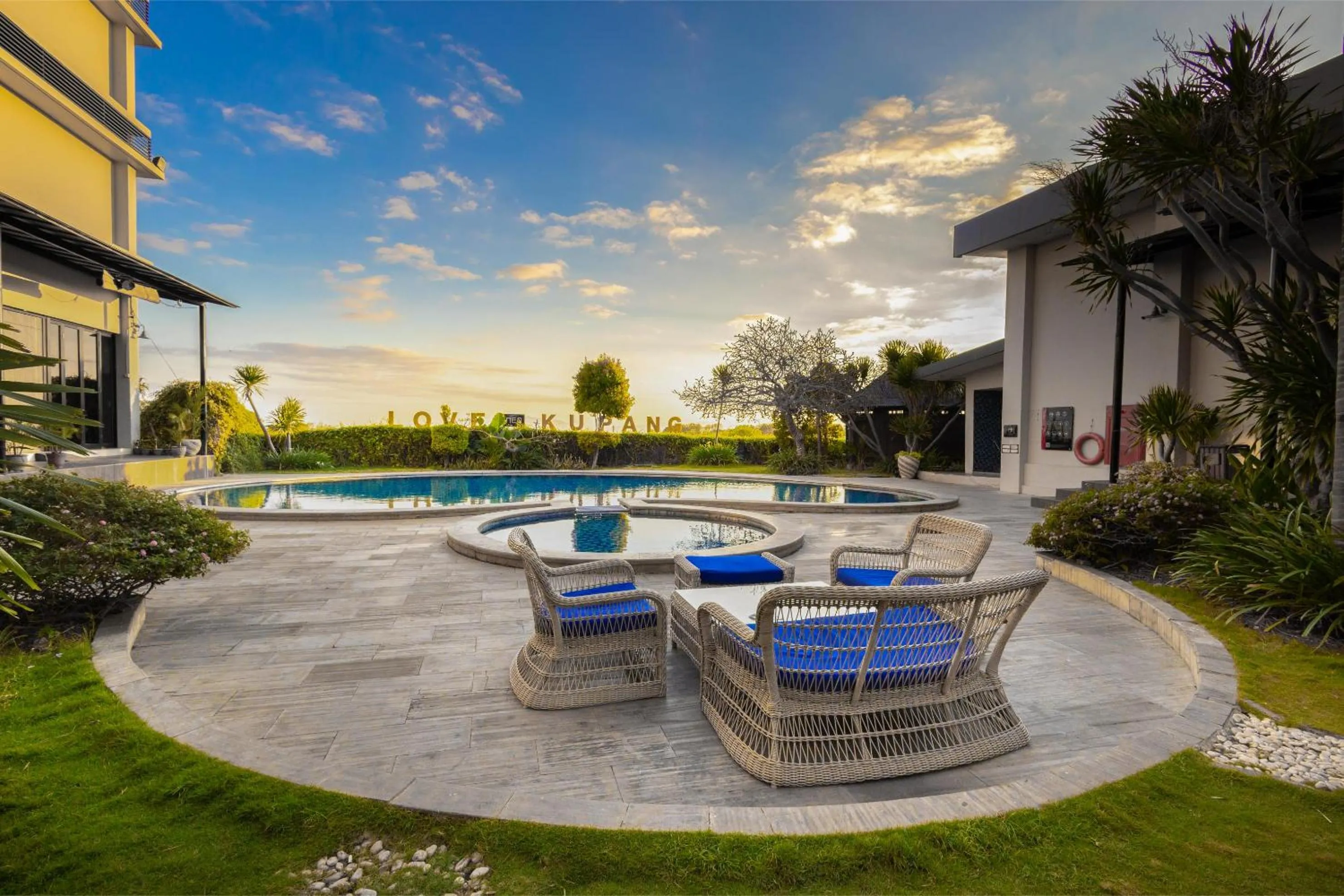 Swimming pool in Neo Eltari Kupang by ASTON