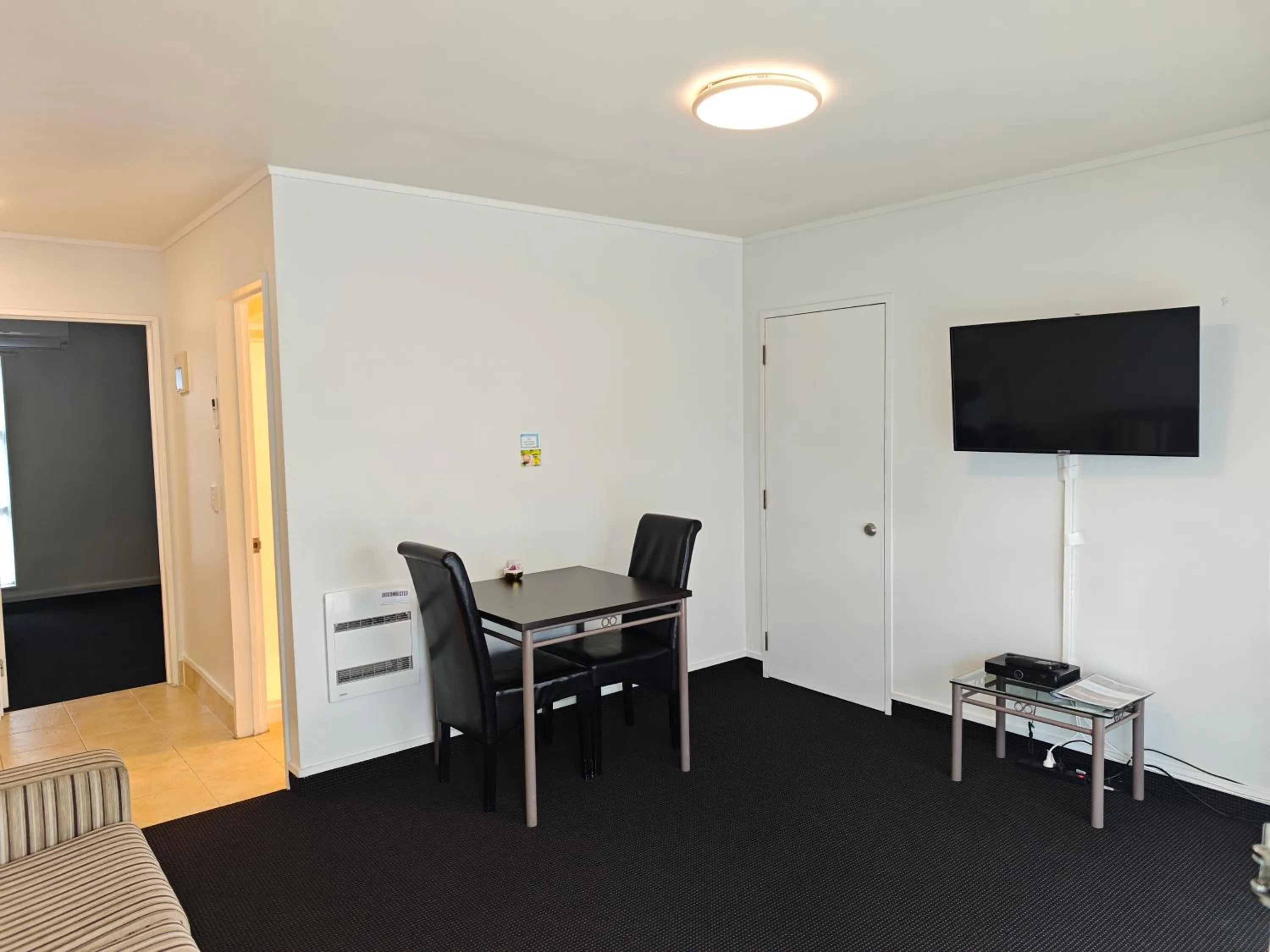 Living room in Great Lake Motel Taupo