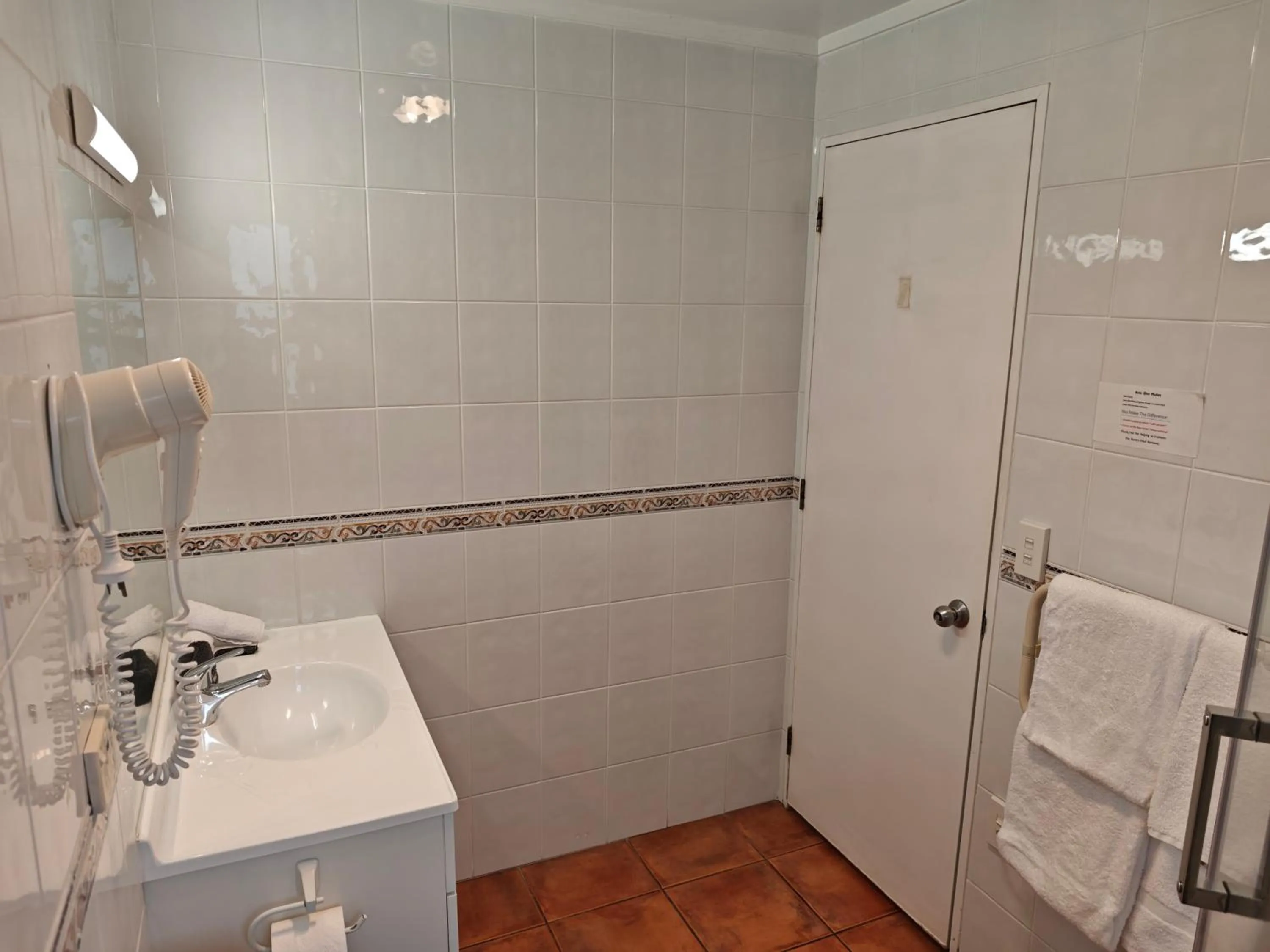 Bathroom in Great Lake Motel Taupo