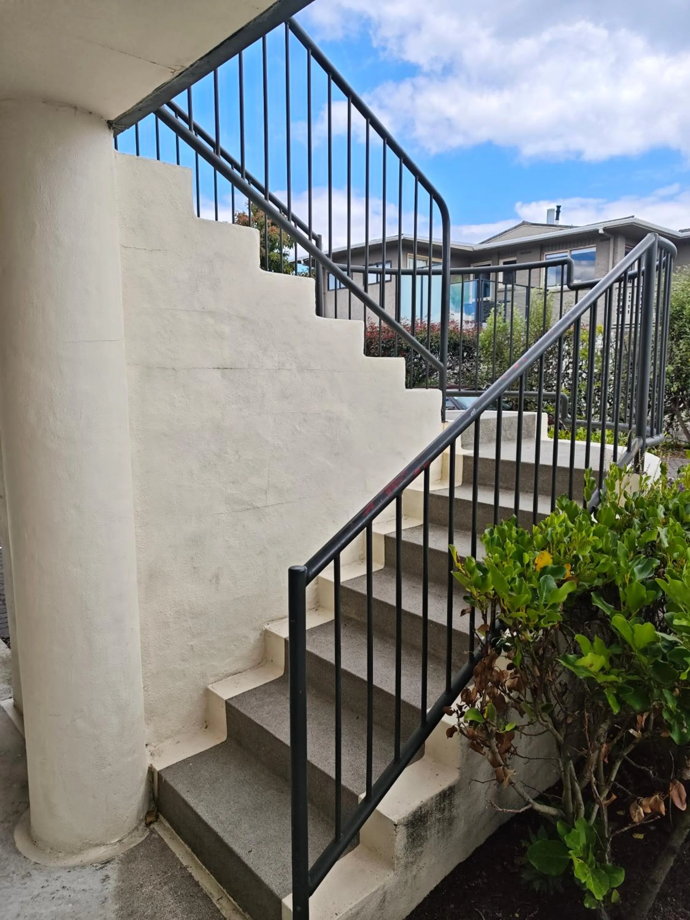 Day in Great Lake Motel Taupo