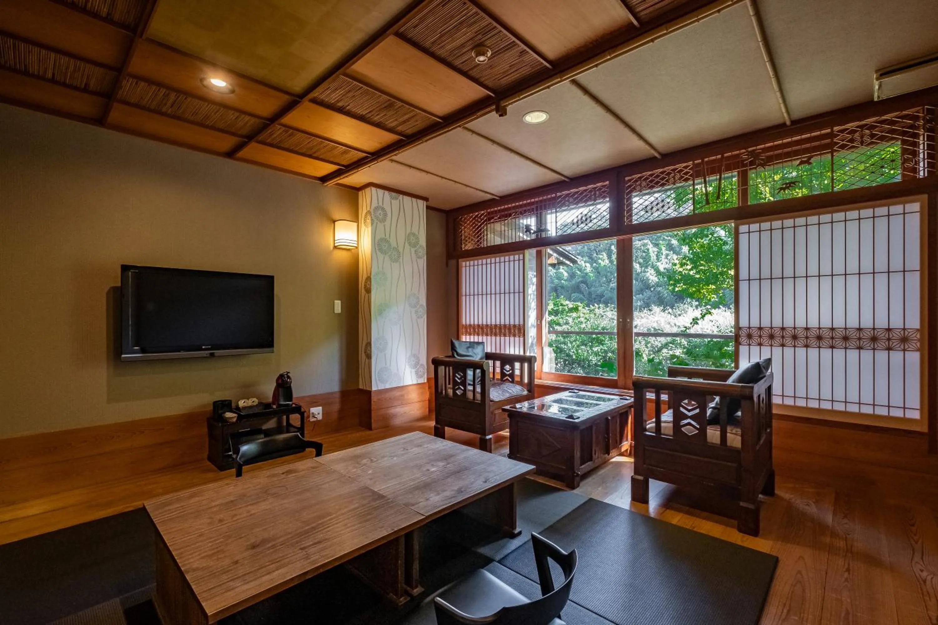 Photo of the whole room in Hakuunsou