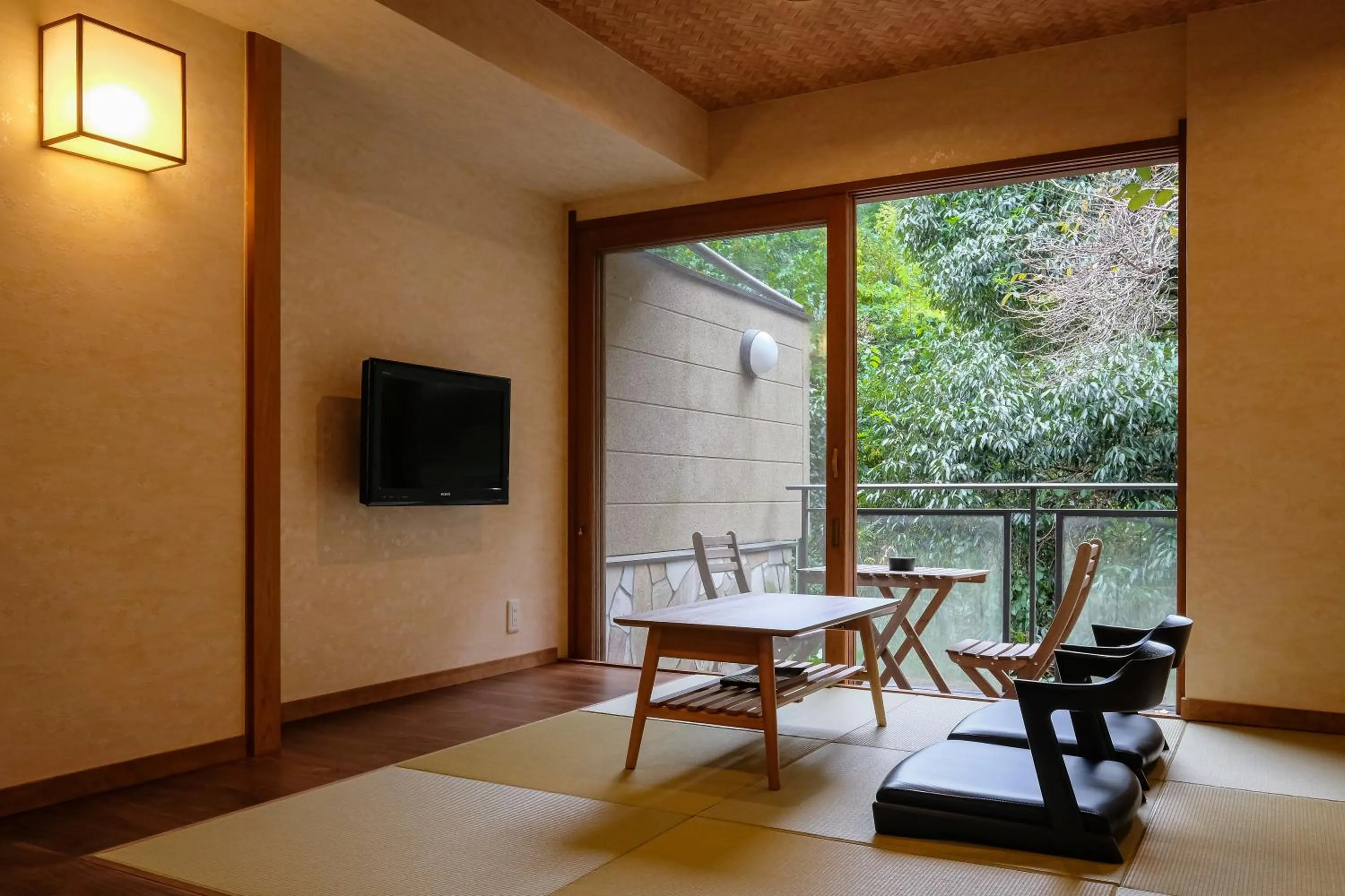 Photo of the whole room in Hakuunsou