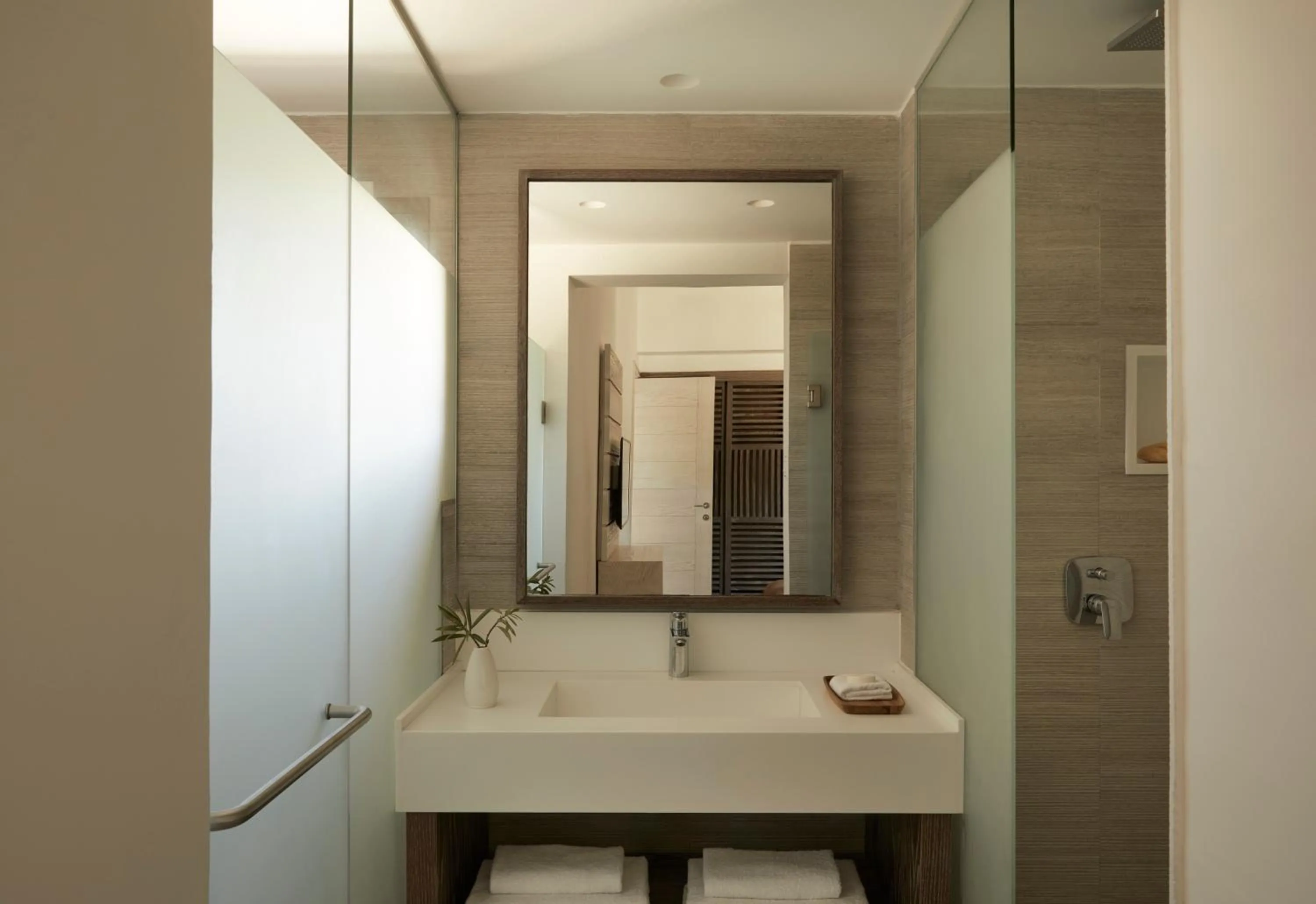 Shower in Mare Ayia Napa